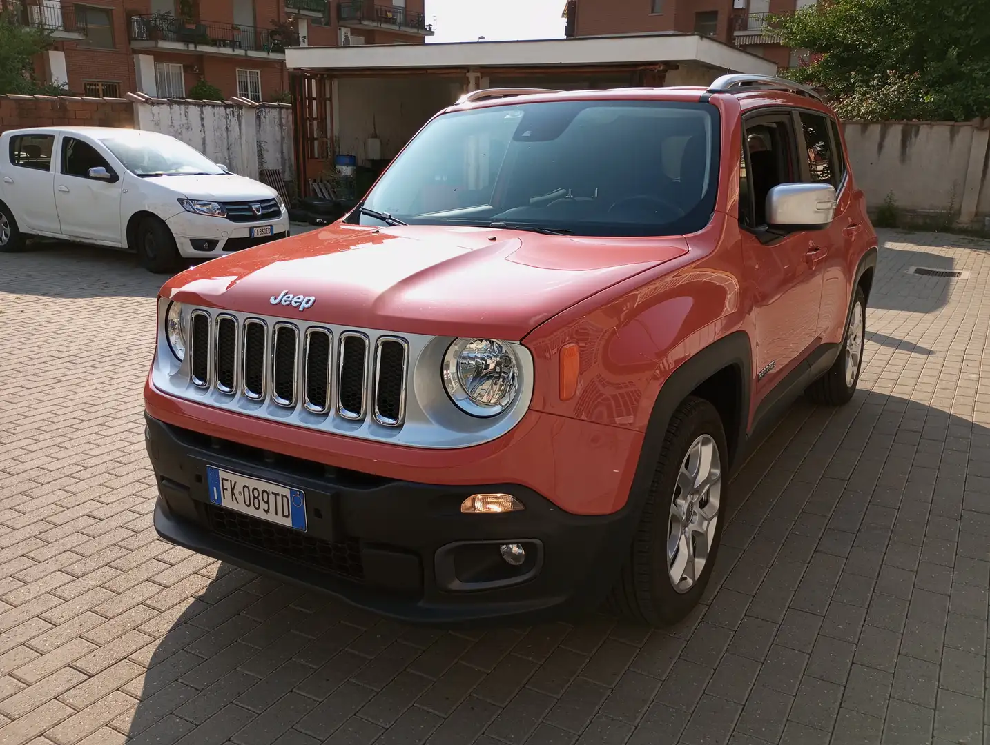 Jeep Renegade RENEGADE 1.6 mjt LIMITED 120cv UNICO PROPRIETARIO! narančasta - 1