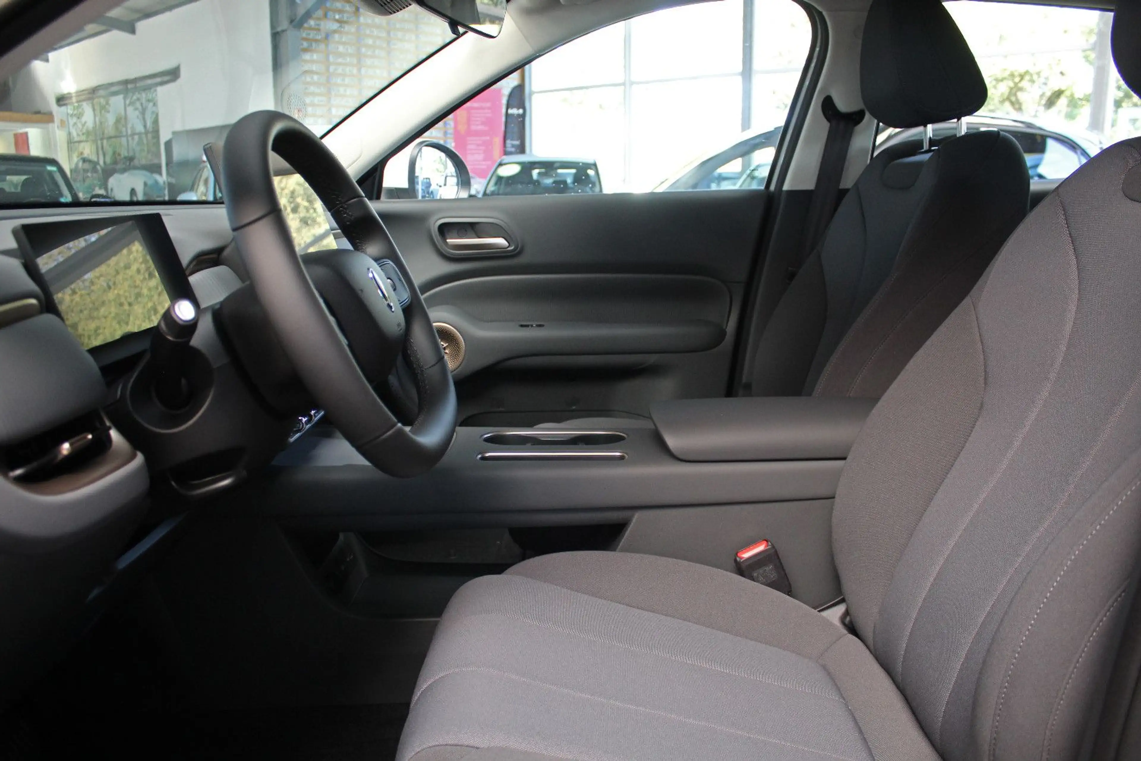 GWM Others ORA 5 Premium 1.5 Turbo Automatik — photo 11