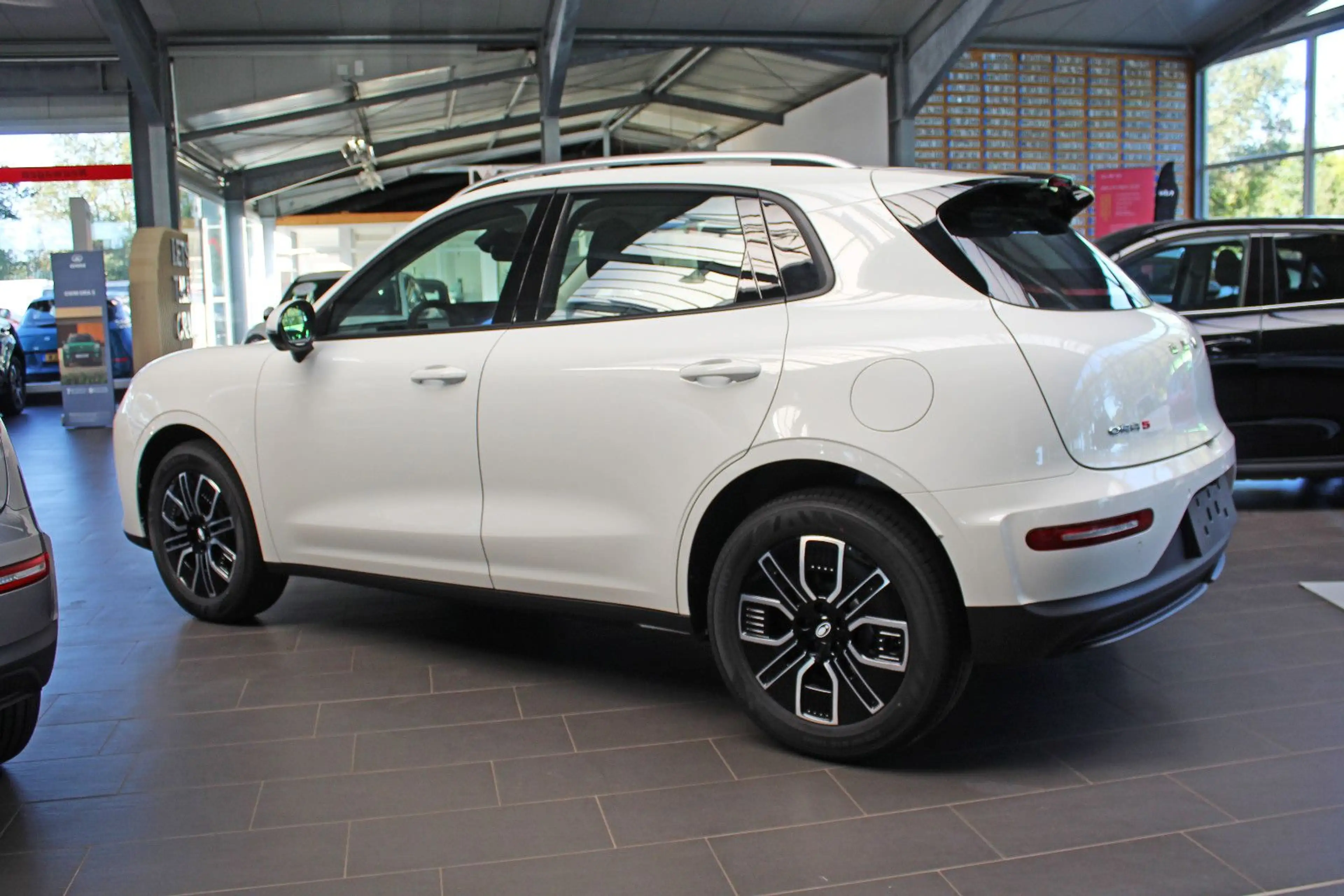 GWM Others ORA 5 Premium 1.5 Turbo Automatik — photo 4