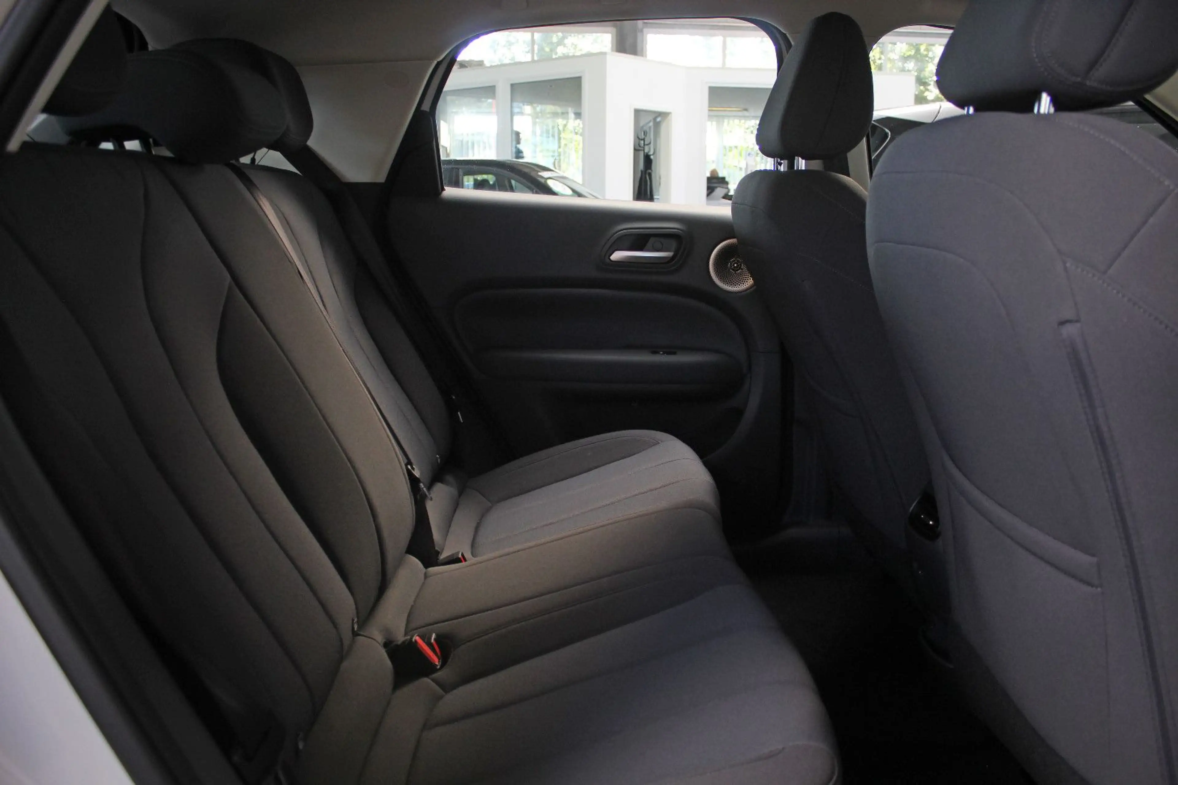 GWM Others ORA 5 Premium 1.5 Turbo Automatik — photo 12