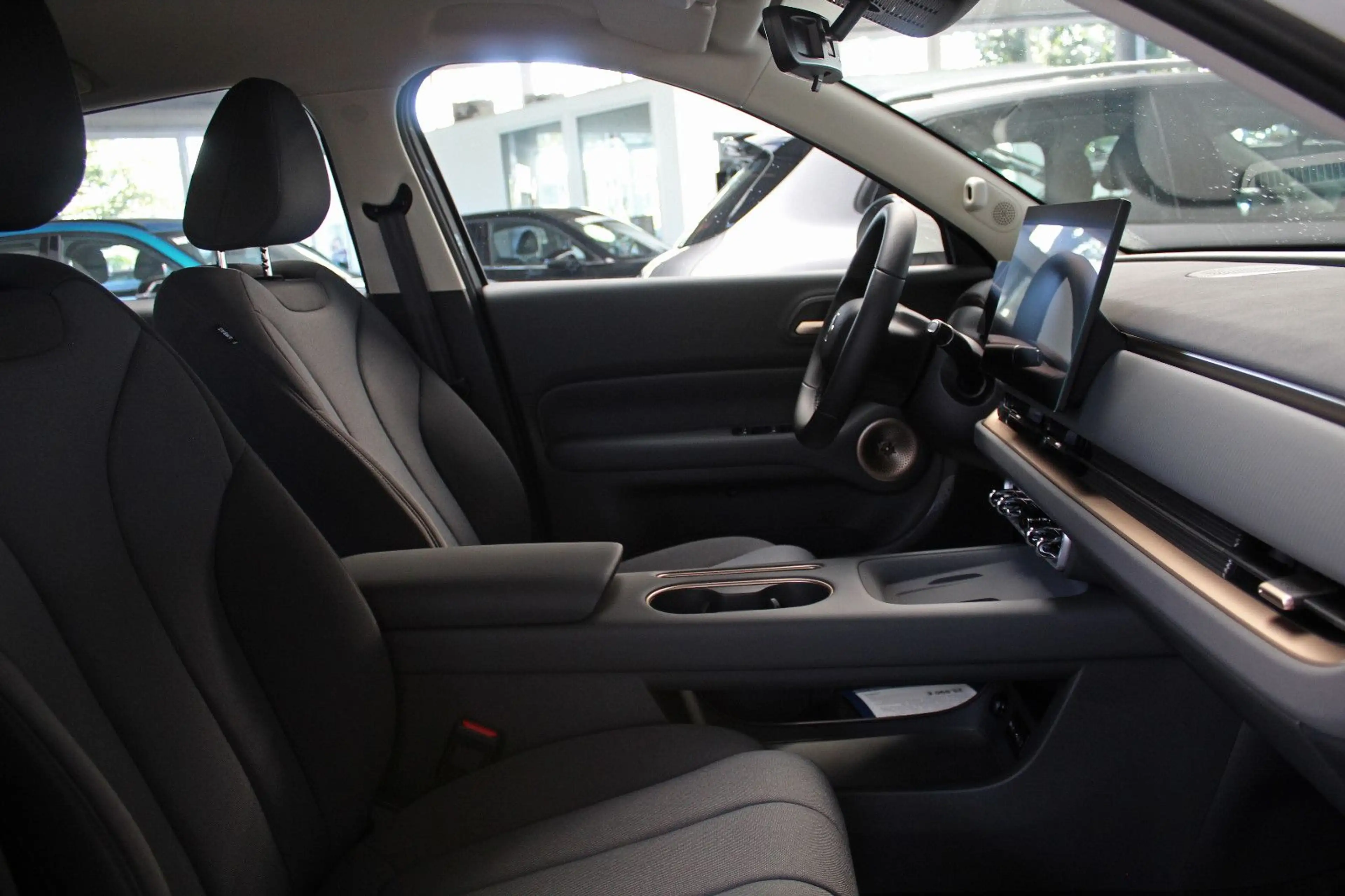 GWM Others ORA 5 Premium 1.5 Turbo Automatik — photo 10