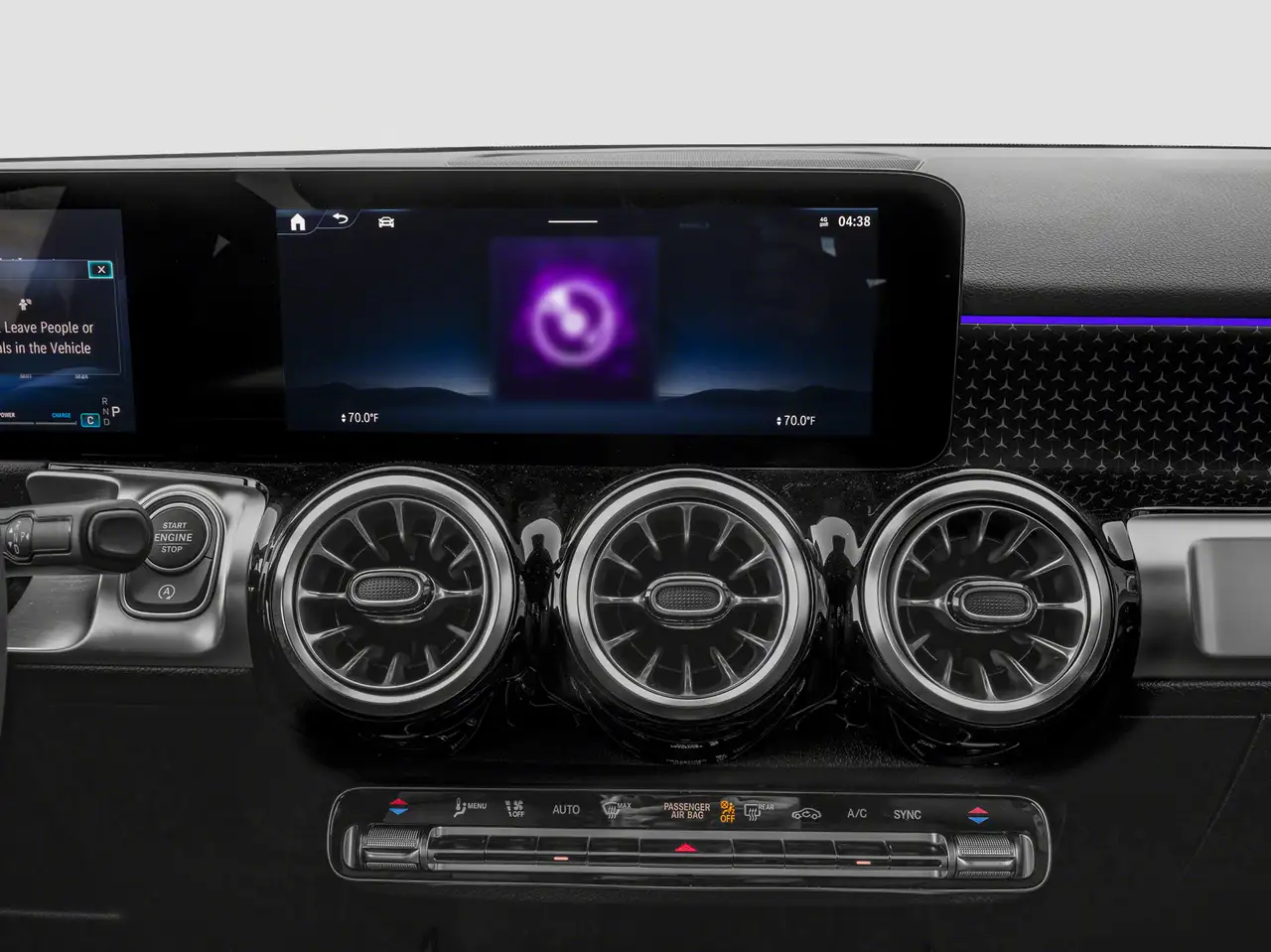 Mercedes-Benz GLB photo Mercedes-Benz GLB
