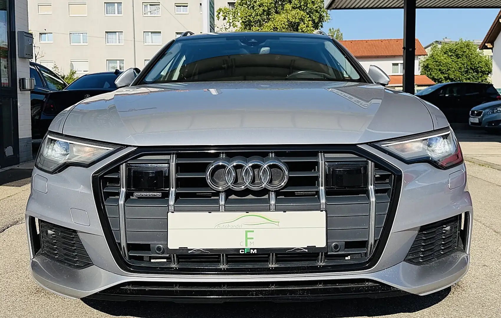 Audi A6 allroad Grau - 2