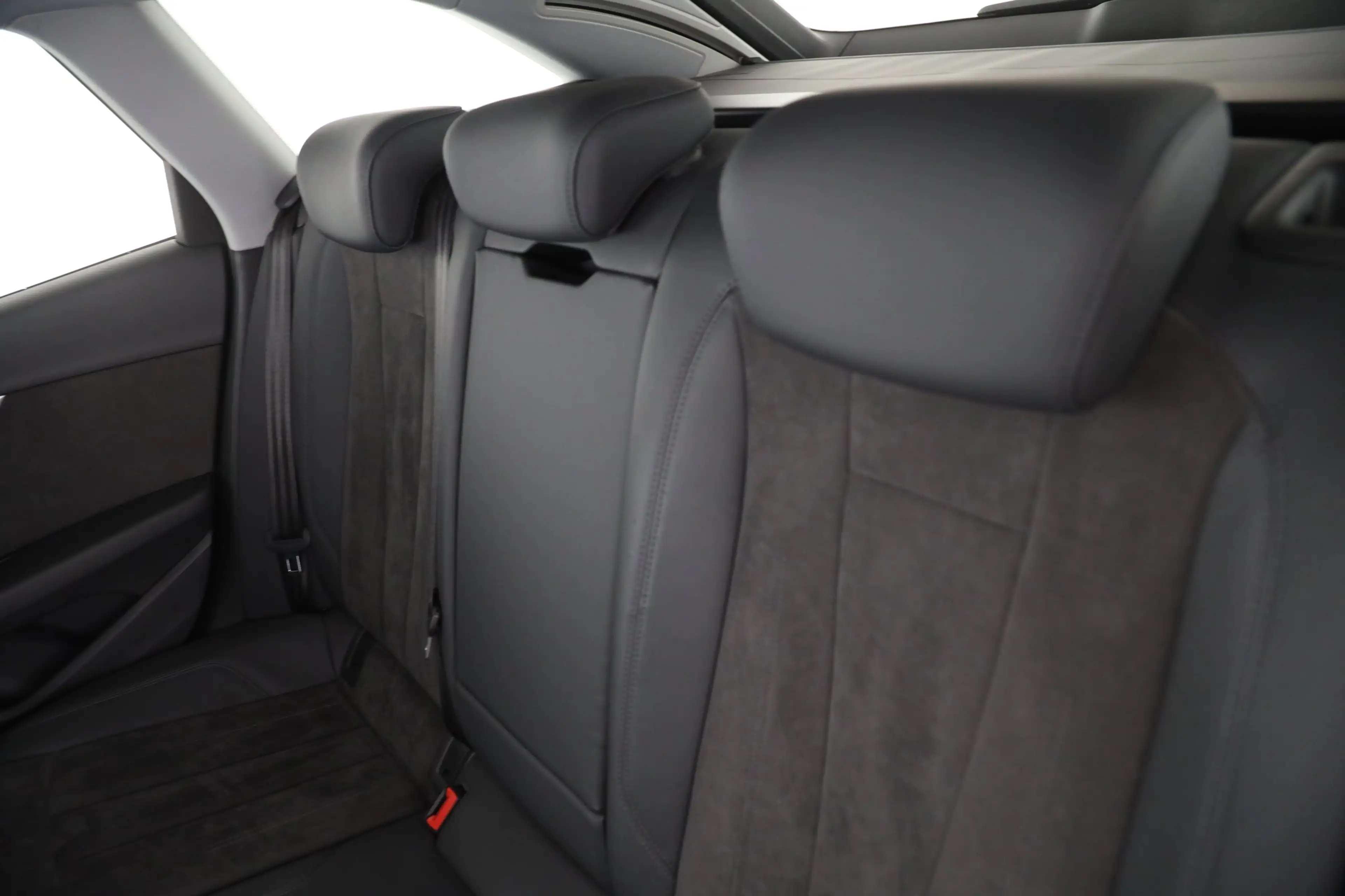 Audi A4 allroad 45 TFSI quattro S tronic | AHK | LED — photo 13