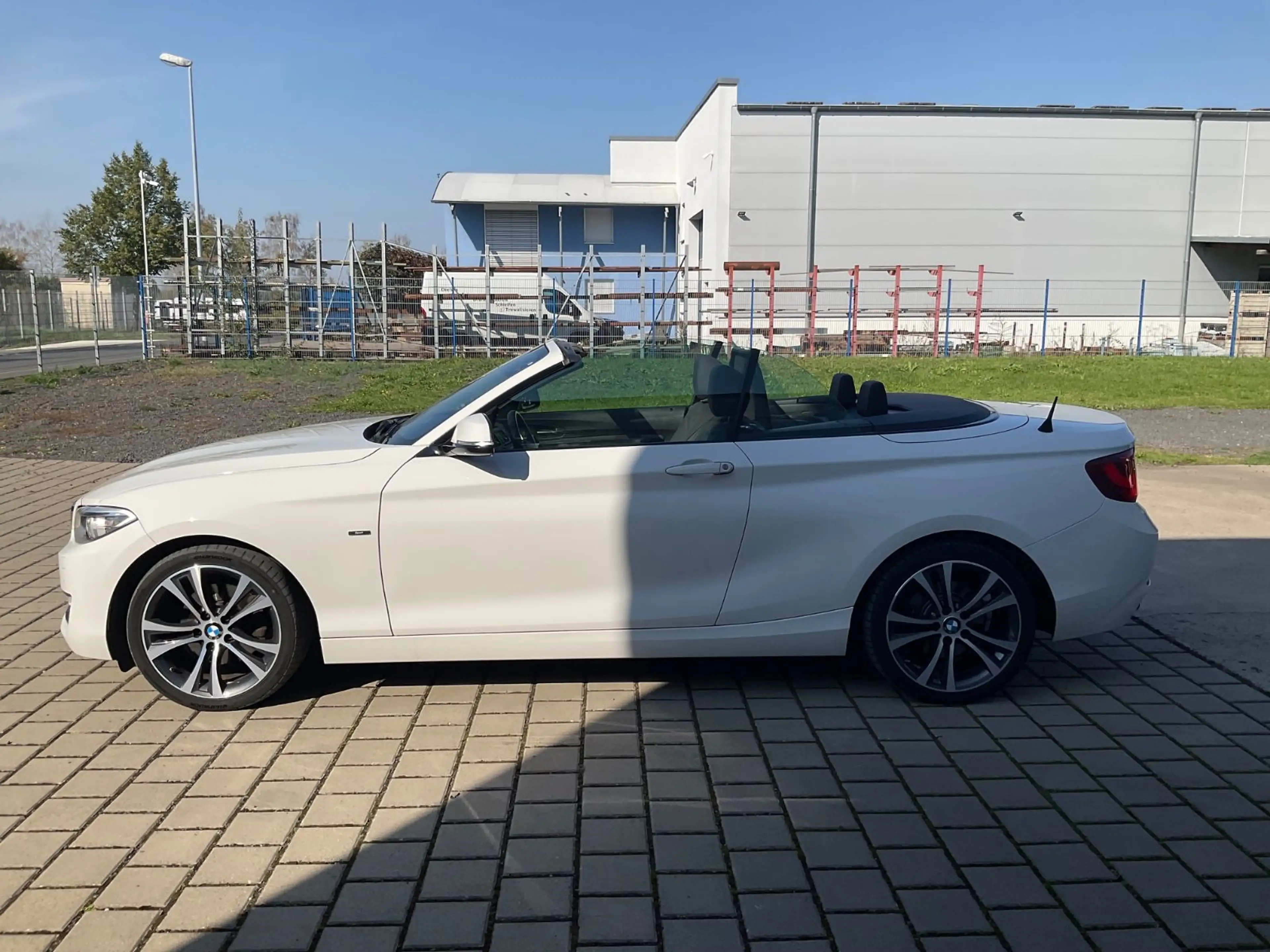 BMW 220 Cabrio 220 d SPORT+Klimaau+Sitzhzg+Tempoma+M-INT — photo 5