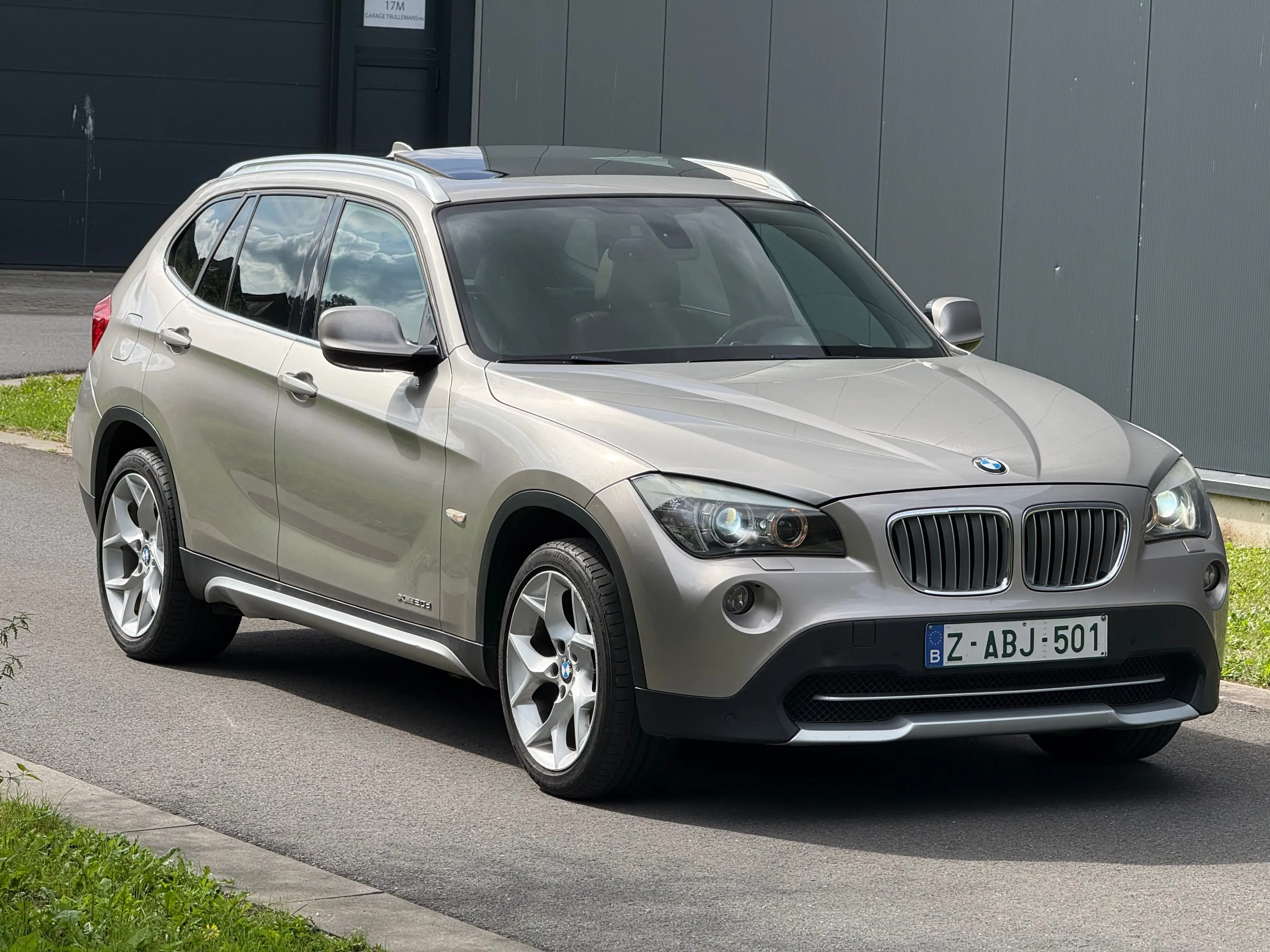 BMW X1 2.0 dA xDrive20 // 1er Pro // État Neuf