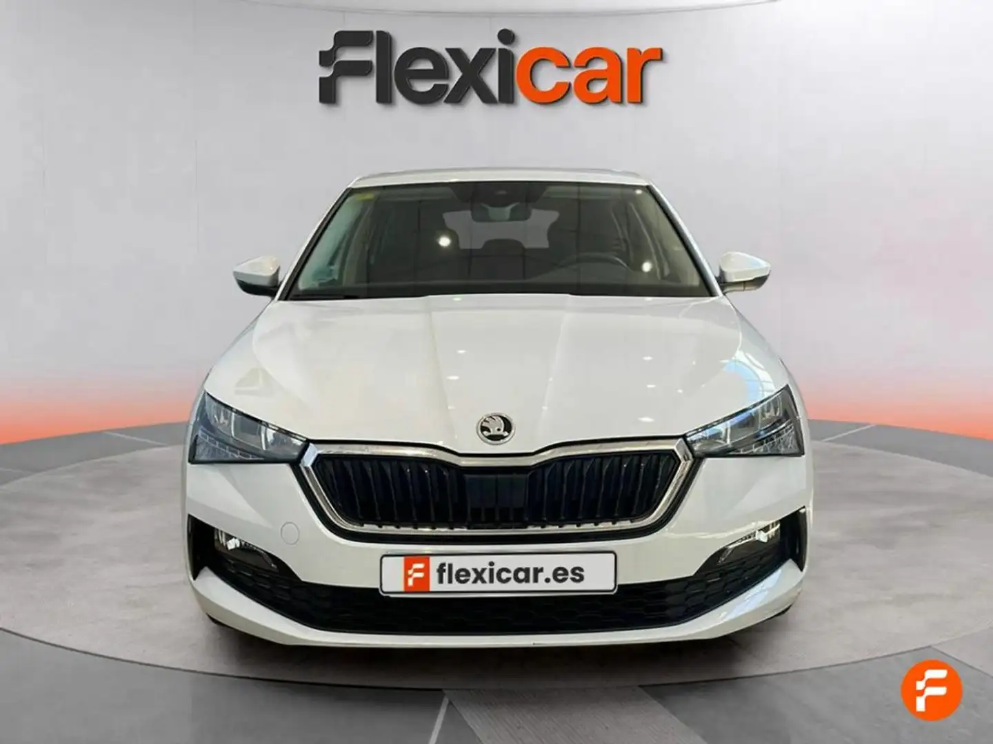 Skoda Scala 1.0 TSI Active 70kW Amarillo - 1