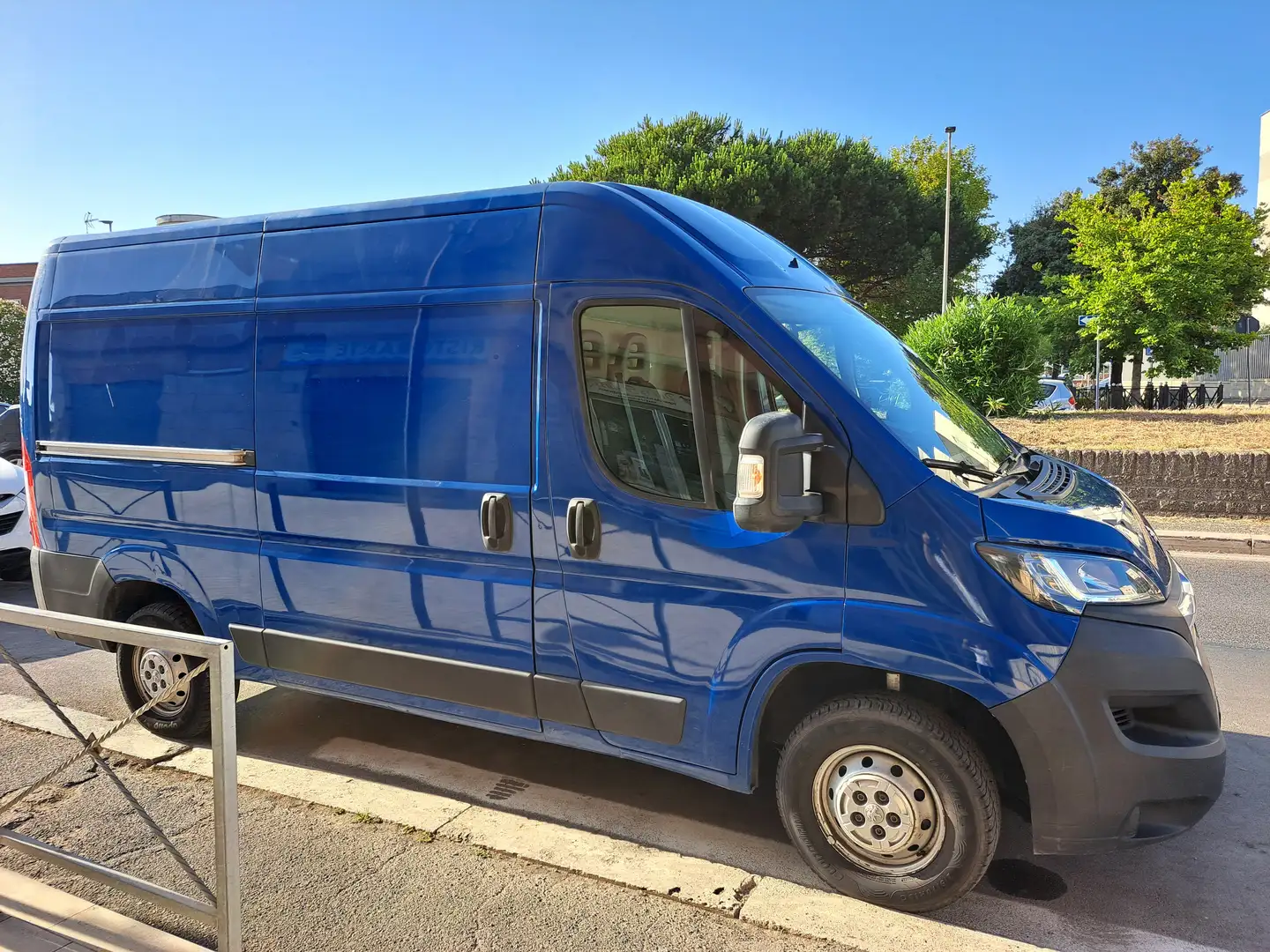 Peugeot Boxer passo medio tetto alto Blu/Azzurro - 2