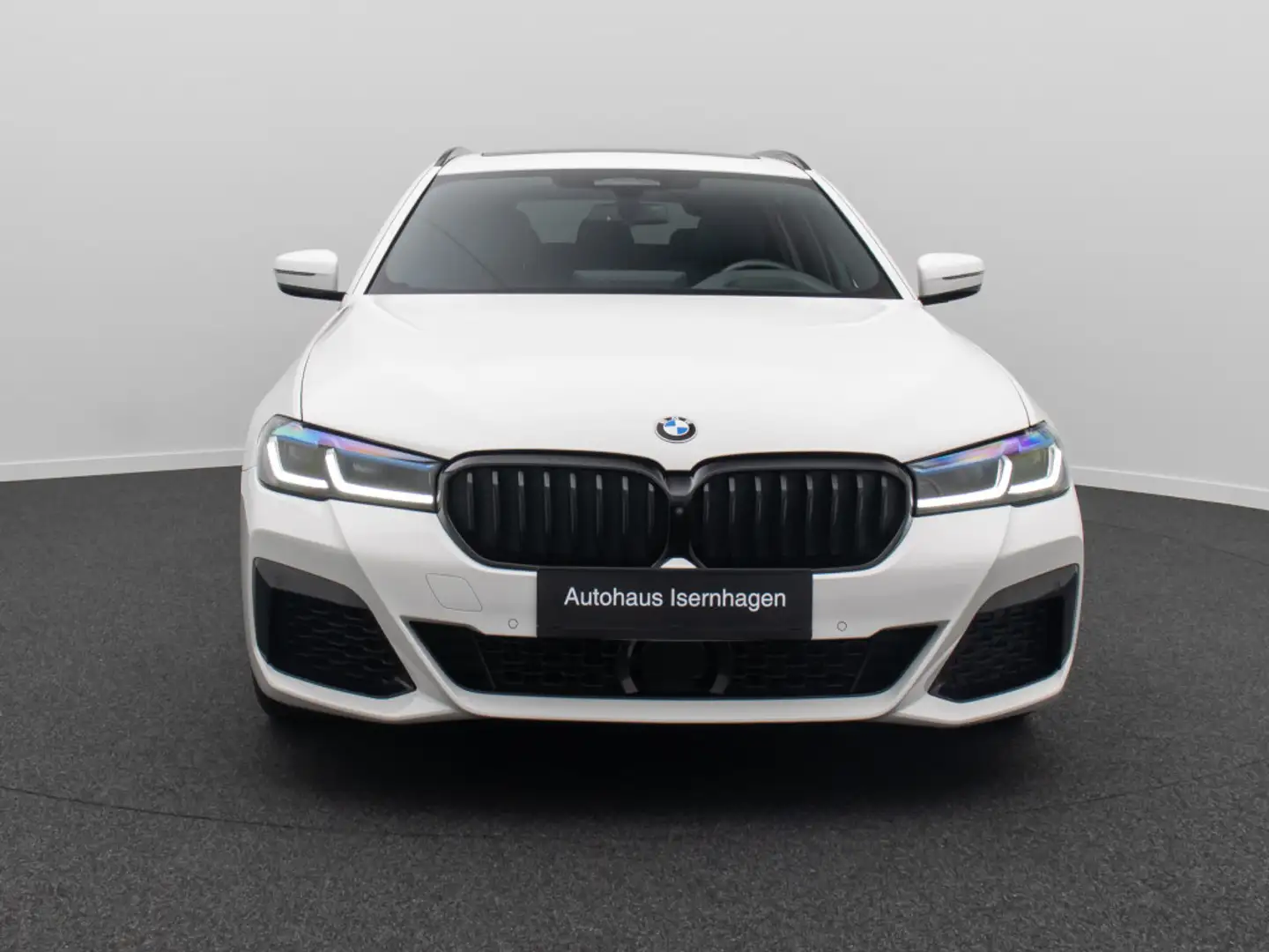 BMW 540 M Sport 360°Memory DAB AHK Belüftung H K White - 2