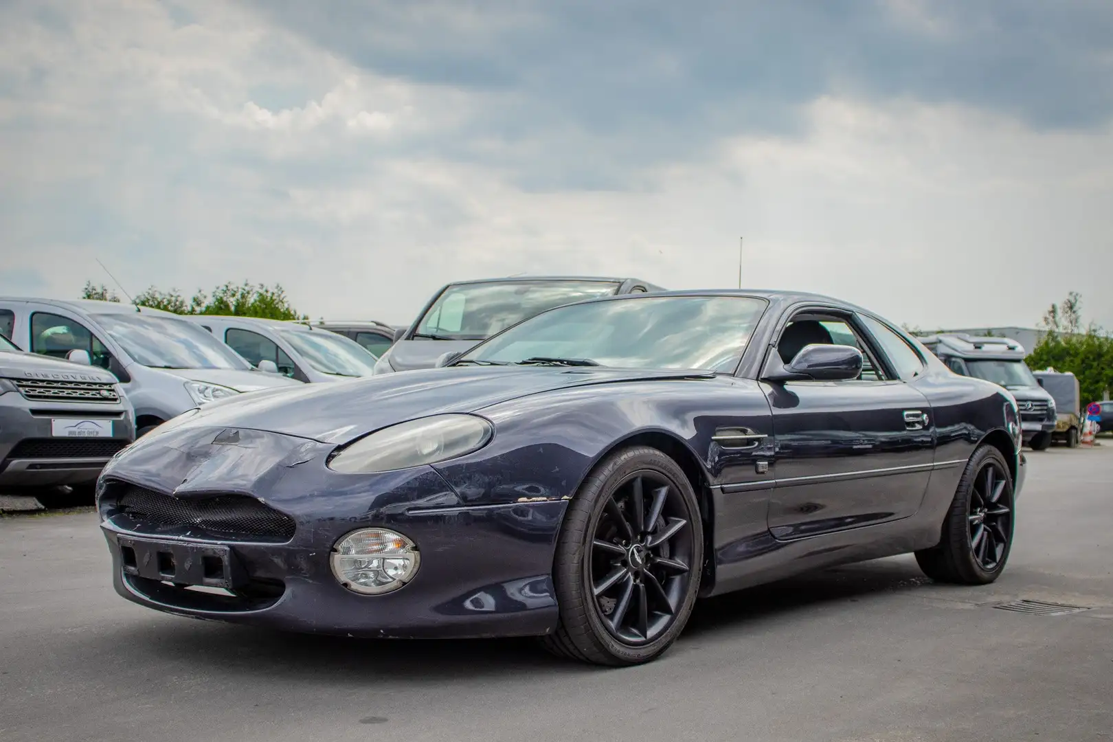 Aston Martin DB7 Vantage Coupe 5.9 V12 / SCHADEWAGEN / LEDER Grijs - 1
