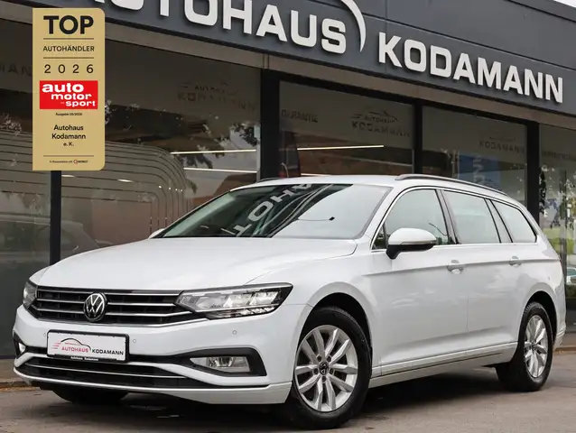 2022 Volkswagen Passat in White for sale