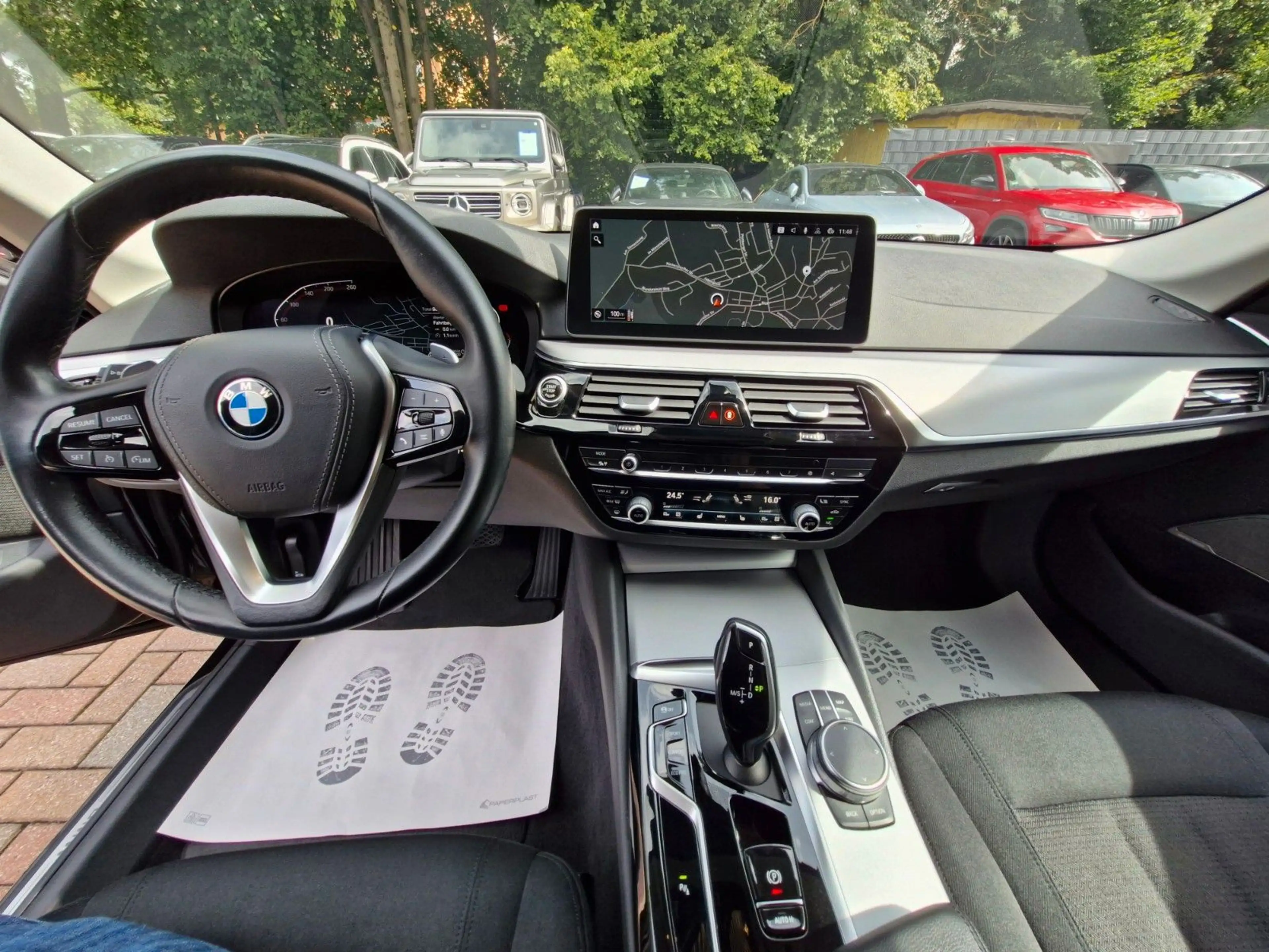 BMW 520 d Touring LED Euro 6 Navigation 8-Fach — photo 11