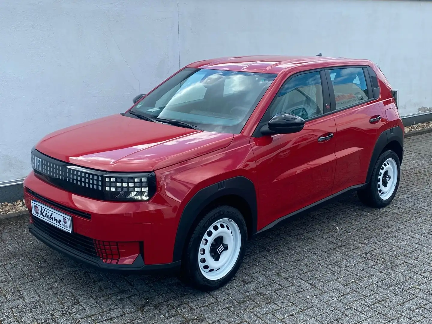 Fiat Grande Panda (RED) 44 kWh Rouge - 1