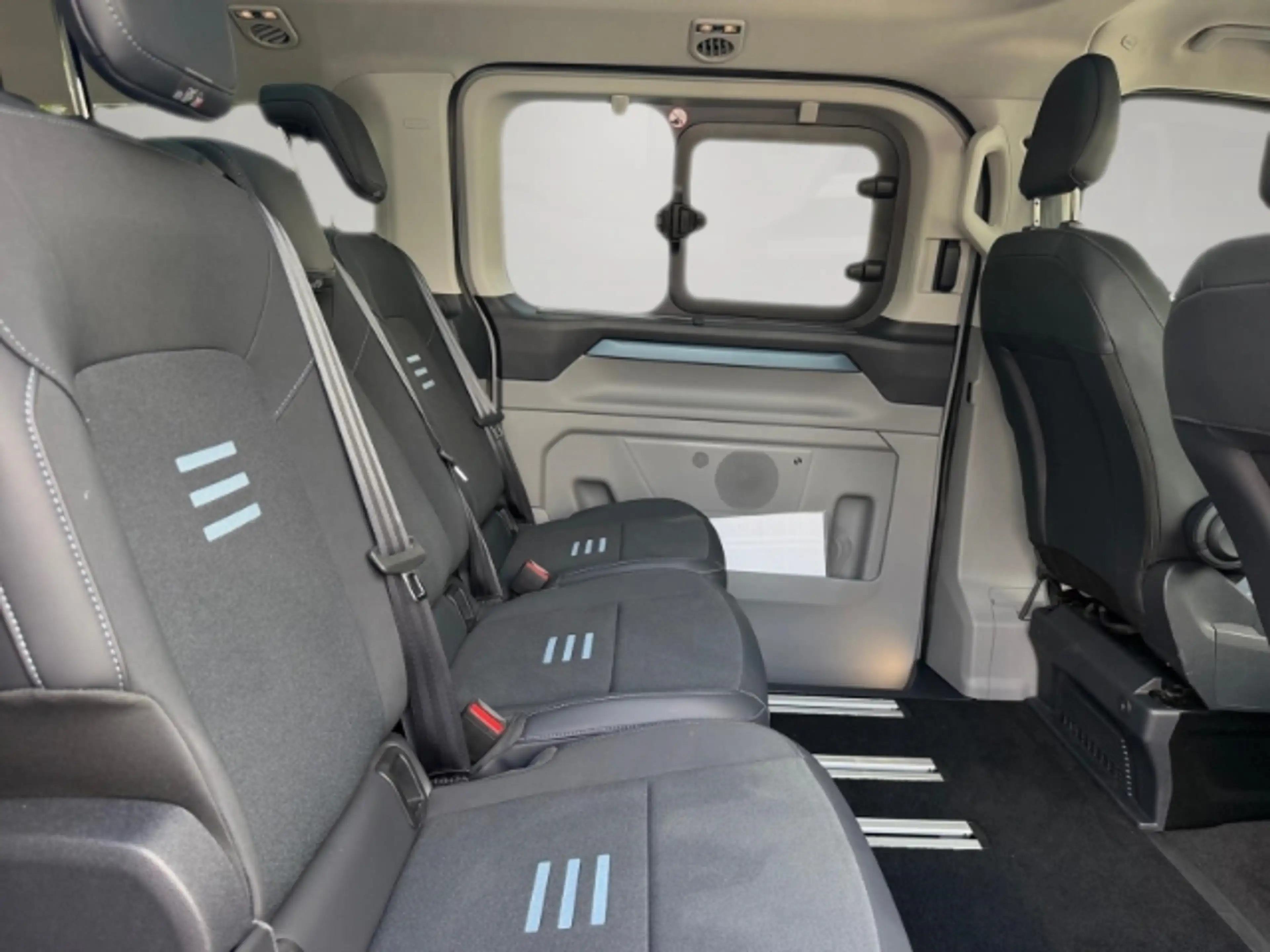 Ford Tourneo Custom Active 320 L2 AWD Bus AHK-klappbar El. Panodach Na — photo 14