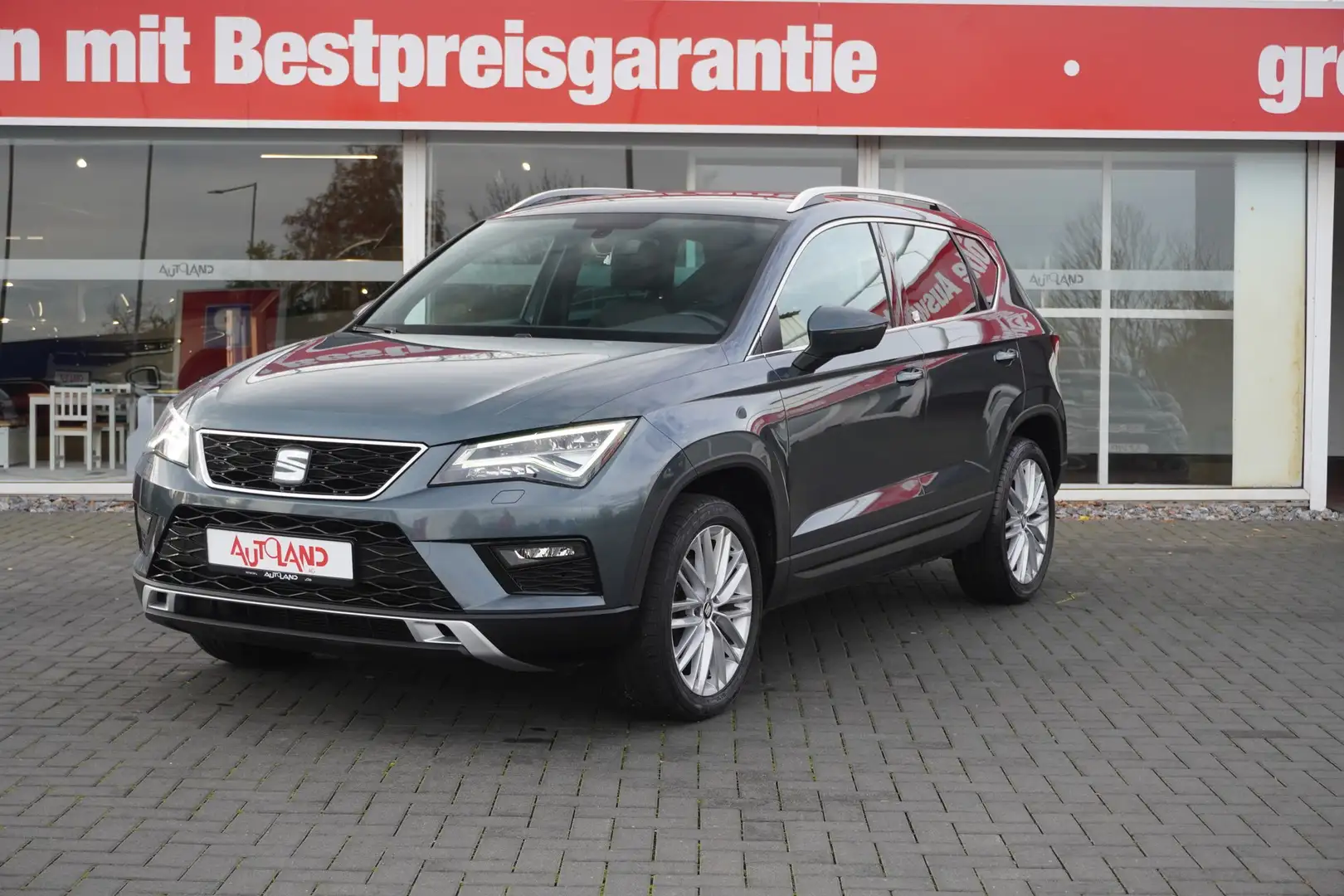 SEAT Ateca 1.5 TSI Xcellence LED Navi AHK Kamera Gris - 2