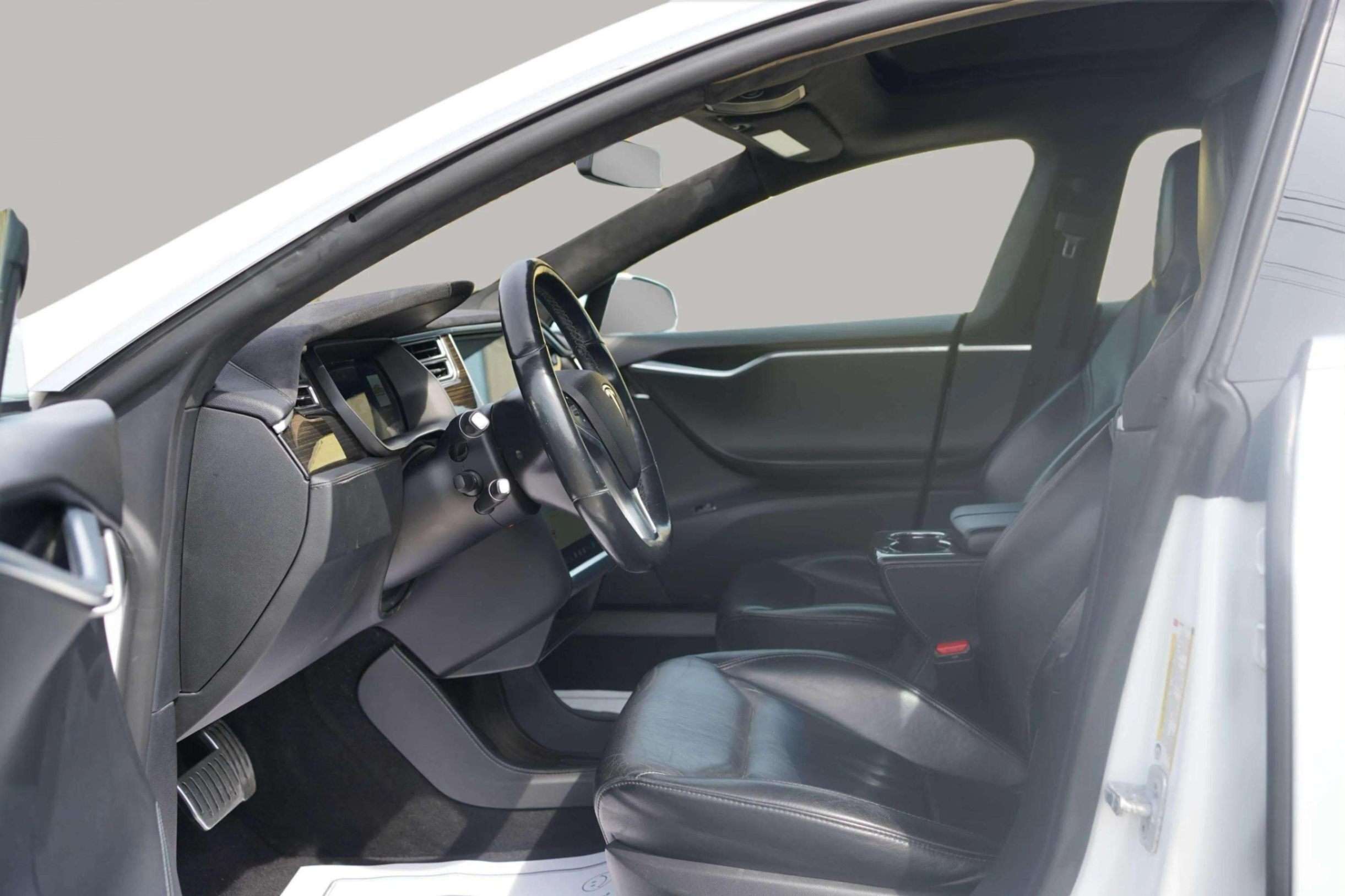 2014 Tesla Model S P85D|17-Inch Display|Panoramic Glass Roof|Rearview thumb 13