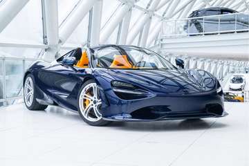 Spider 4.0 V8 | Carbon Pack | Atlantic Blue | Elec