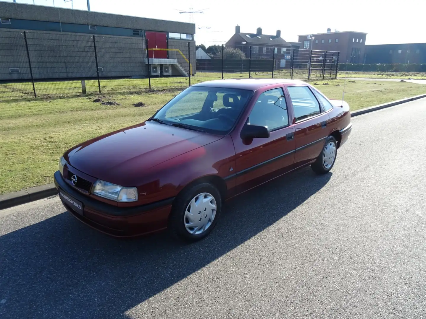 Opel Vectra 1.8i GL Piros - 1
