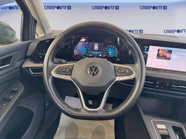 Volkswagen Golf view 13