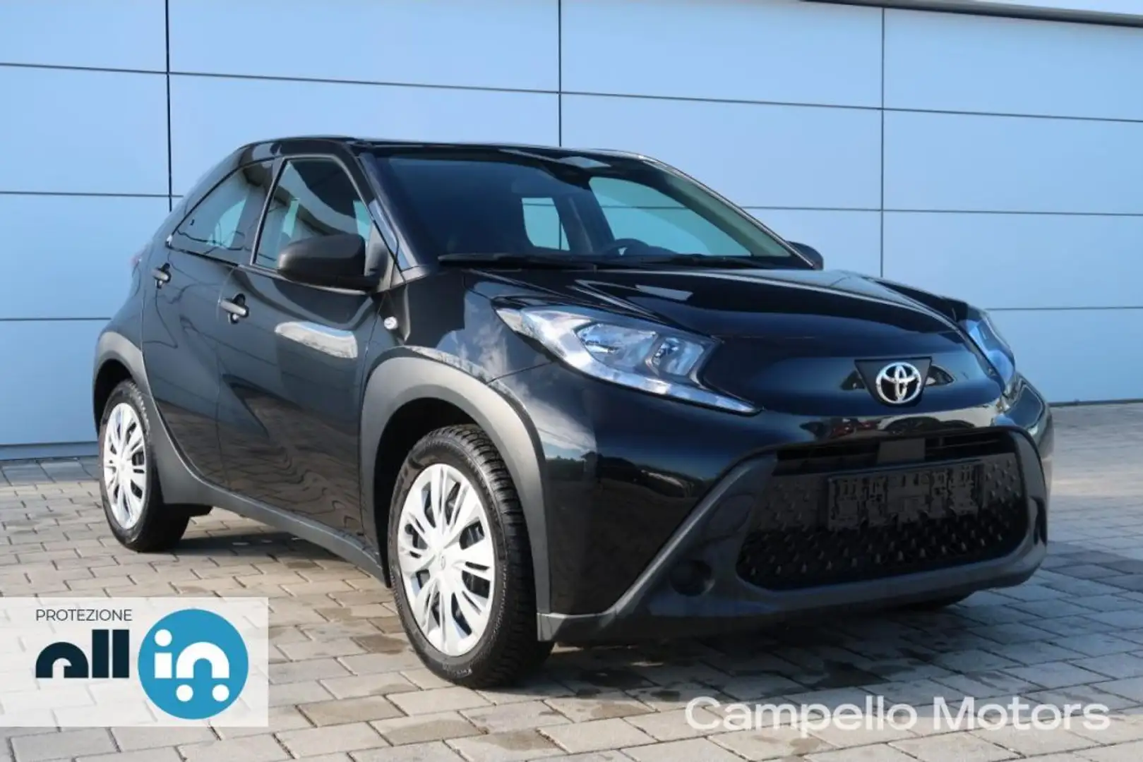 Toyota Aygo X Aygo X 1.0 VVT-i 72cv 5 porte Active Černá - 1