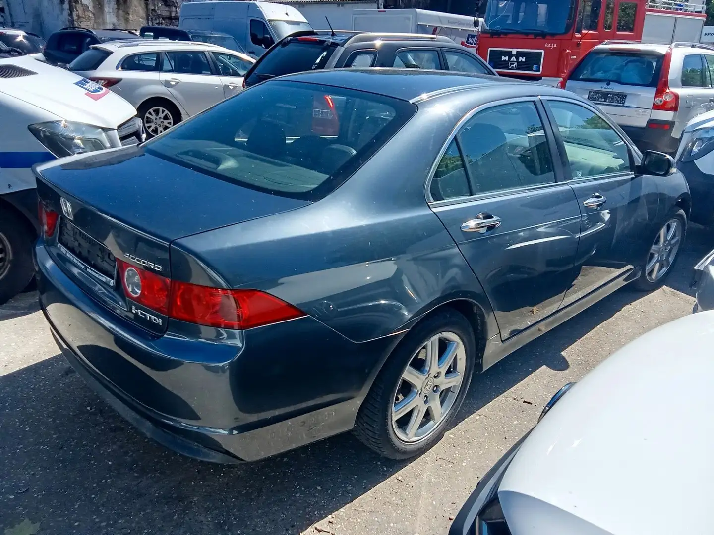 Honda Accord Lim. 2.2 i-CTDi Sport Gris - 2