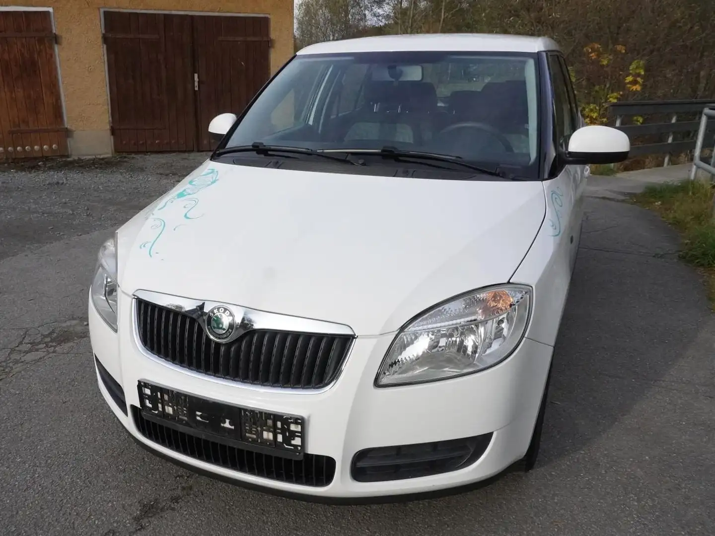 Skoda Fabia Fabia 1.2 HTP Classic Klima Tempomat Weiß - 1