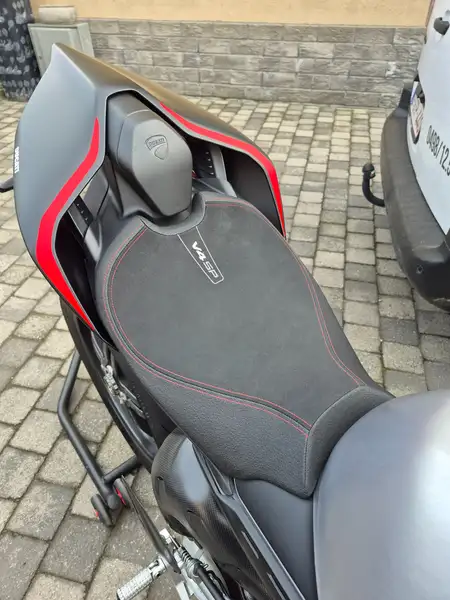 Ducati PANIGALE V4 - foto 5
