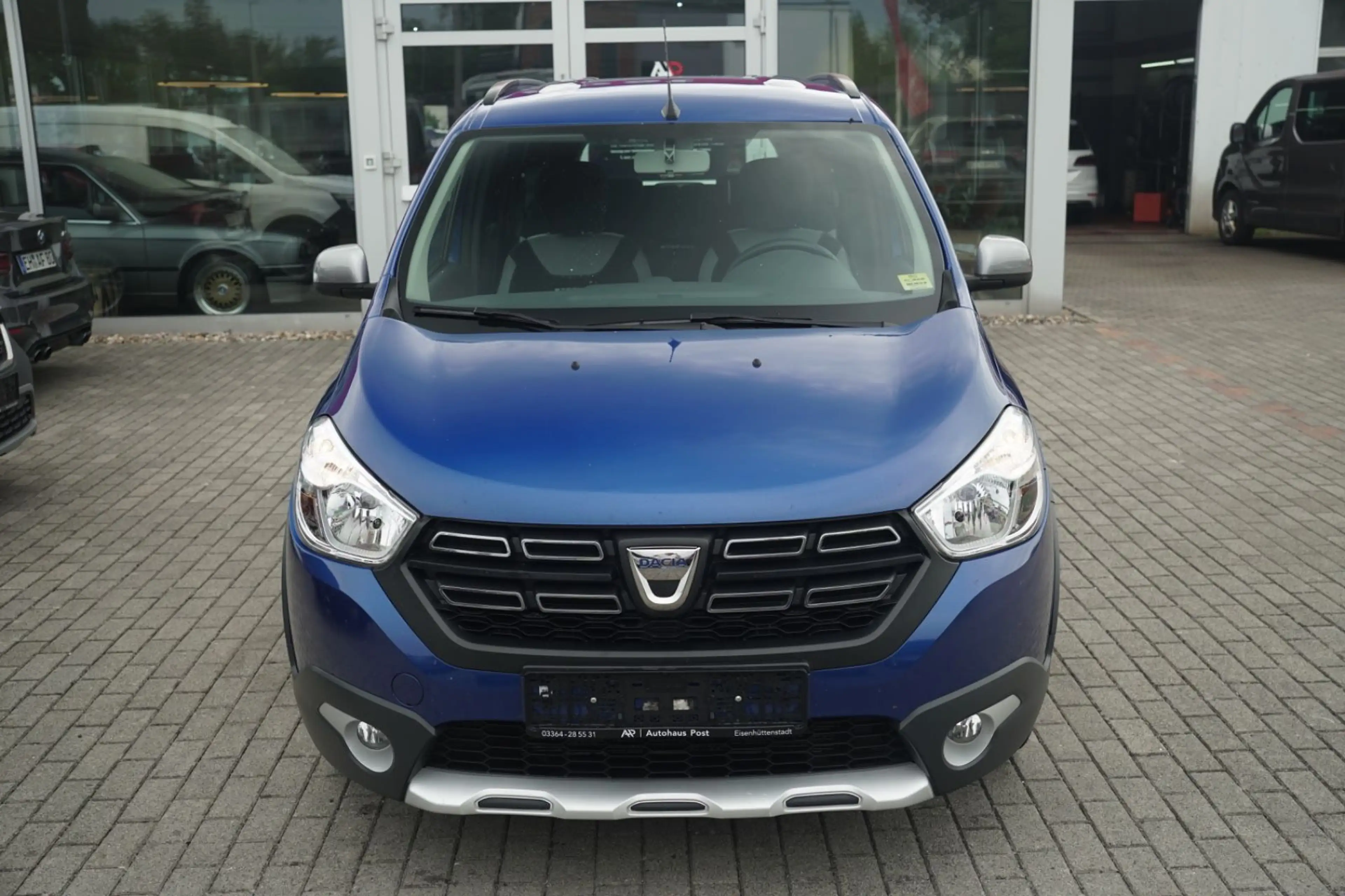 Dacia Lodgy Stepway 7-Sitzer Kamera Nav Tempomat Sitzh — photo 2