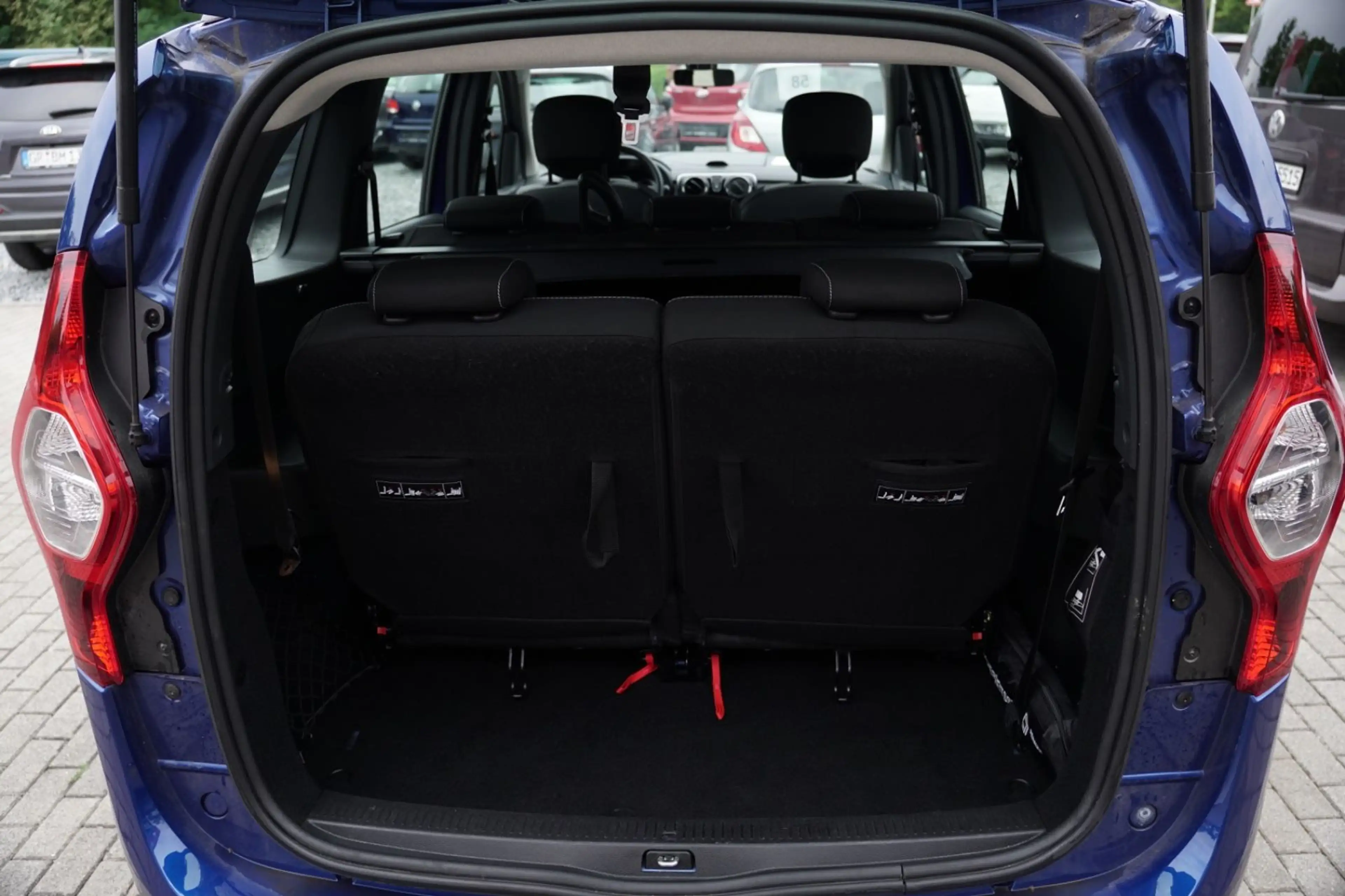 Dacia Lodgy Stepway 7-Sitzer Kamera Nav Tempomat Sitzh — photo 7