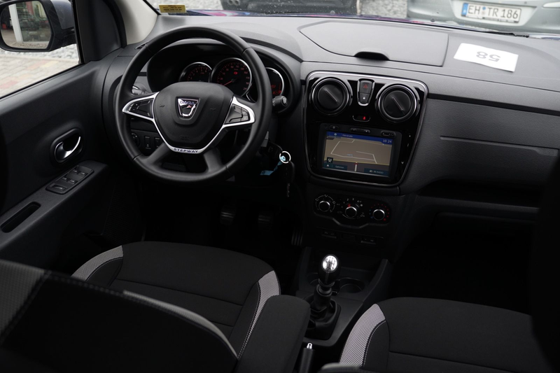 Dacia Lodgy Stepway 7-Sitzer Kamera Nav Tempomat Sitzh — photo 13