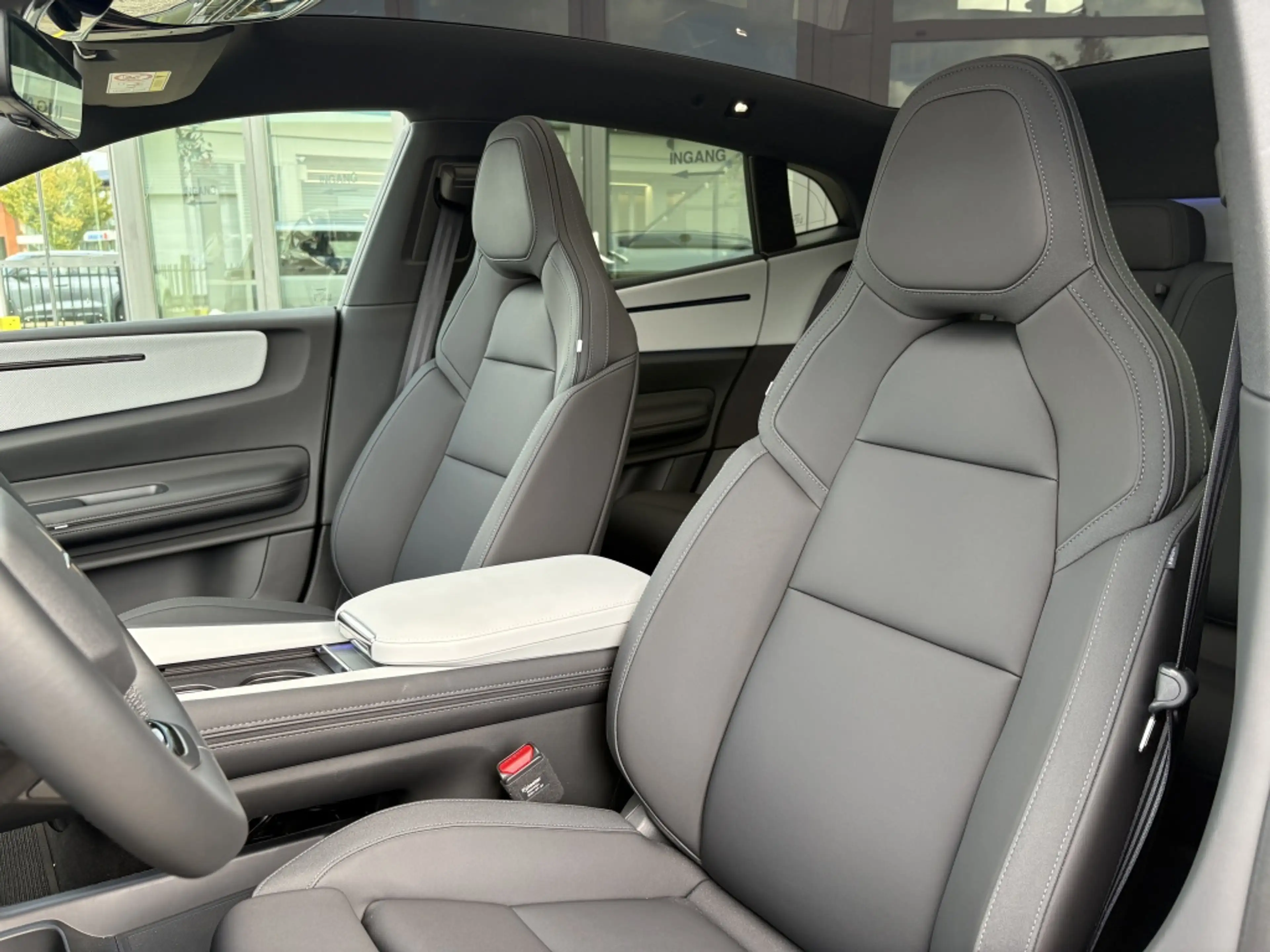 Polestar 4 Long range Dual motor 100kWh | Plus & Pilot pack | — photo 5