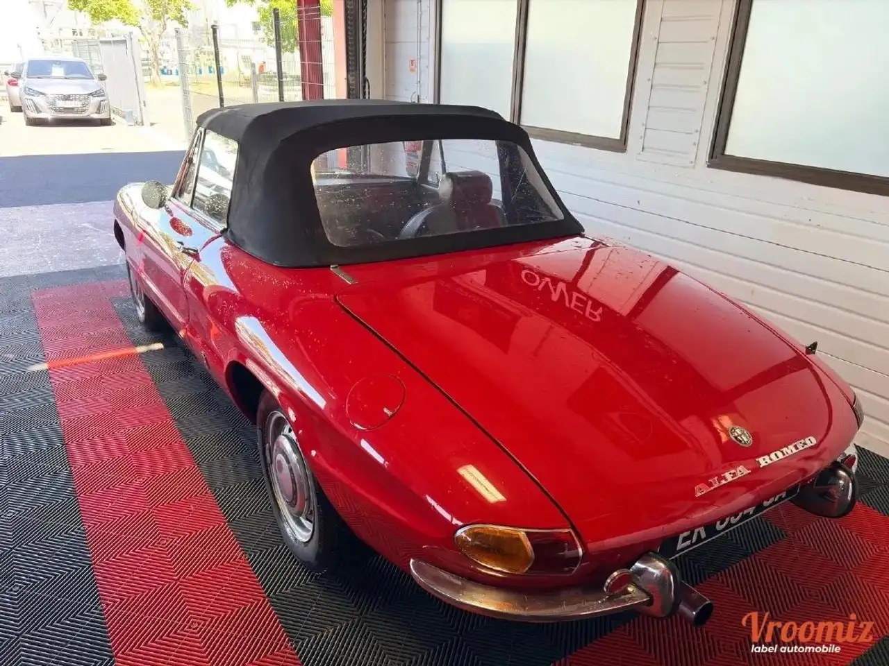 Alfa Romeo Spider 1750 DUETTO, foto 4