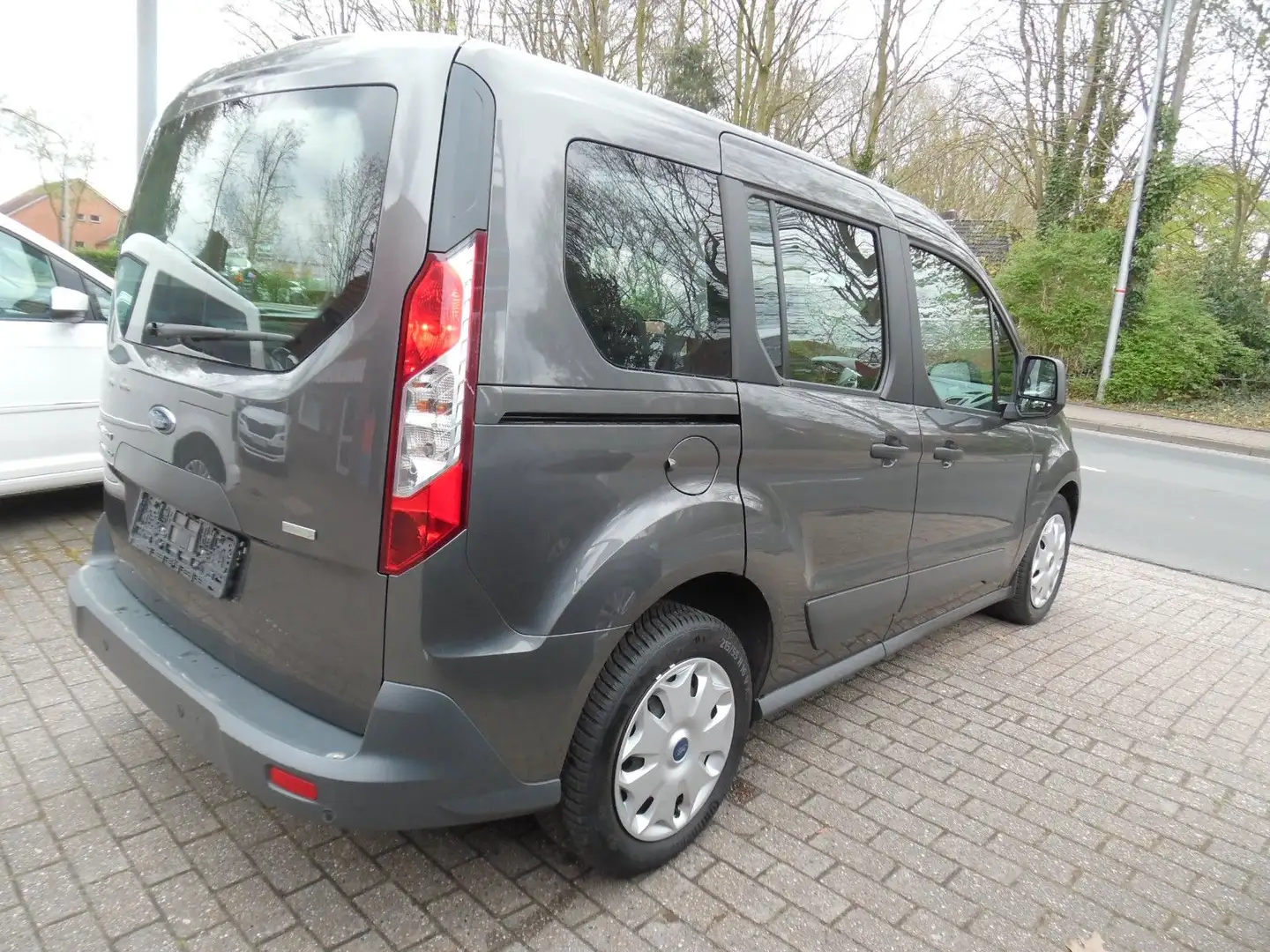 Ford Tourneo Connect 1,0 EB+KAM+NAV+DAB Grau - 2