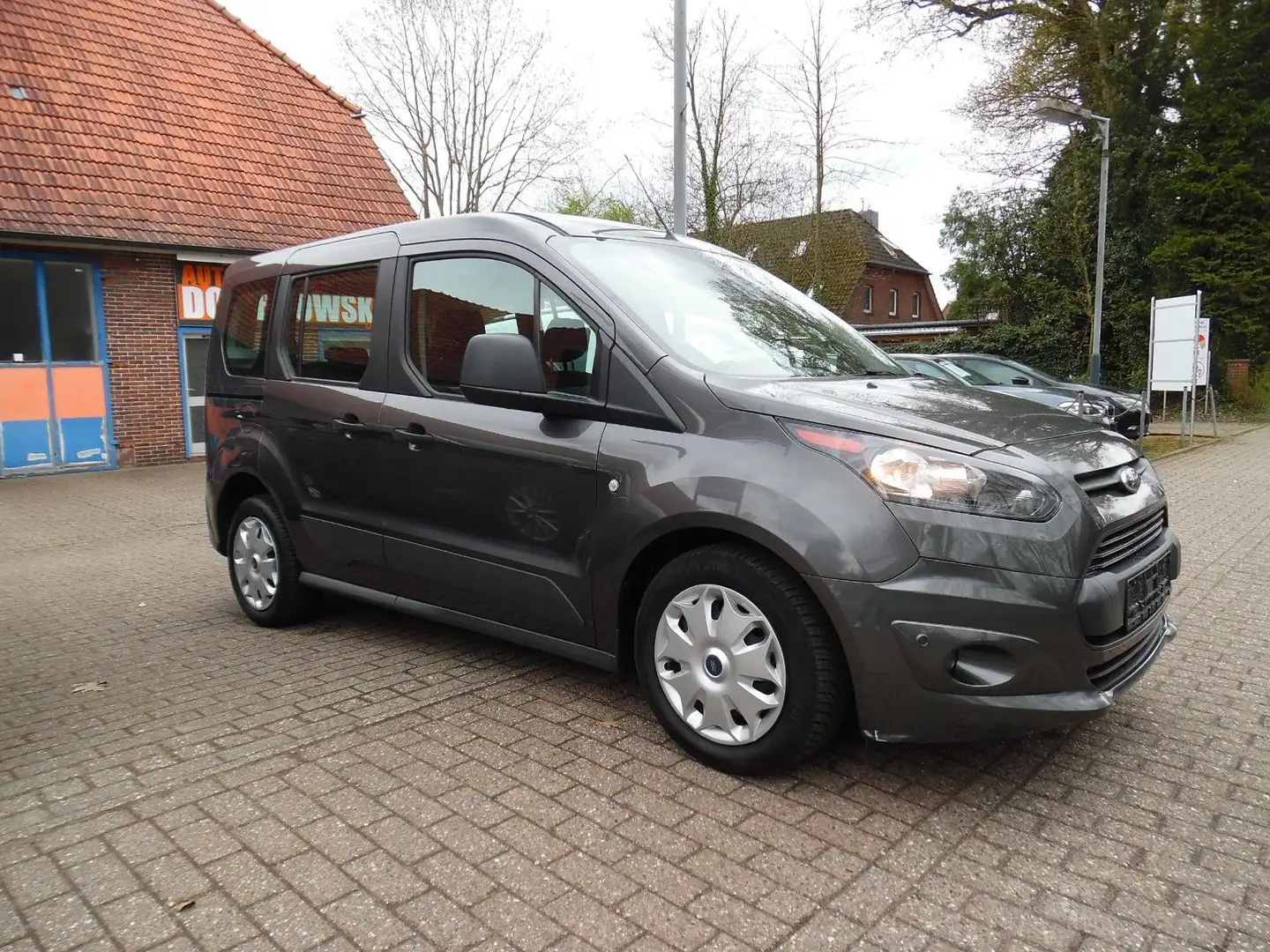 Ford Tourneo Connect 1,0 EB+KAM+NAV+DAB Grau - 1