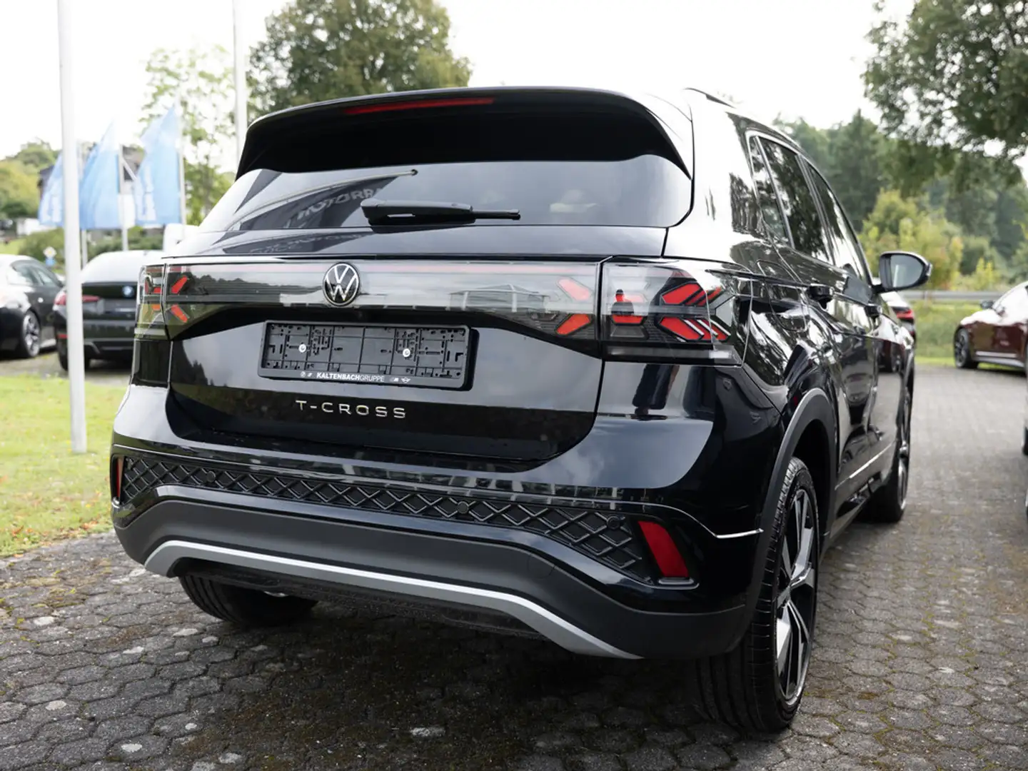Volkswagen T-Cross 1.0 TSI R-Line AHK ACC NAVI KAMERA Noir - 2
