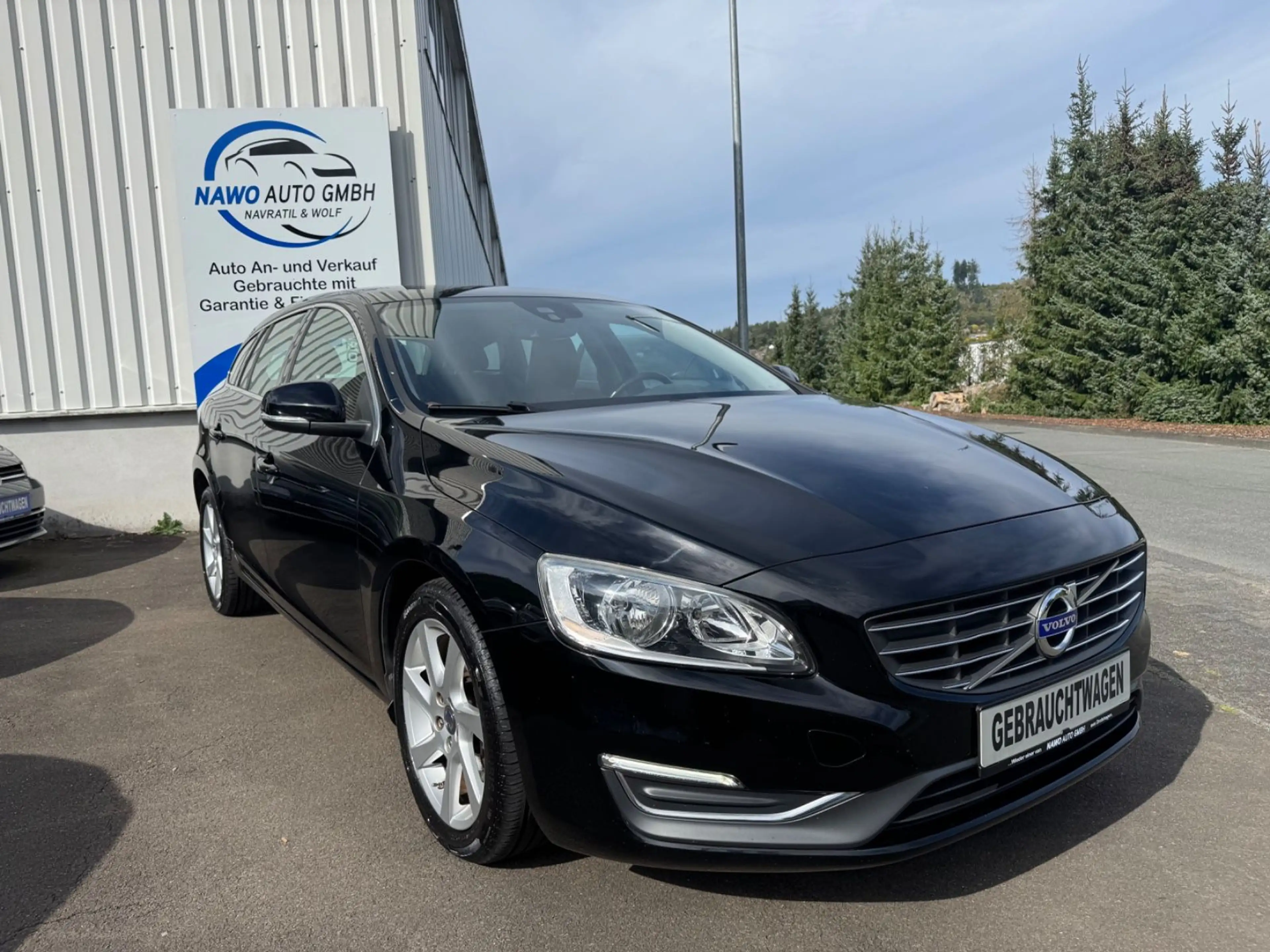 Volvo V60 D2 Momentum-Automatik-Leder-Navi-Tüv neu