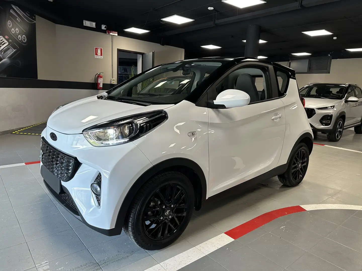 DR Automobiles DR1.0 FULL ELECTRIC Bílá - 1