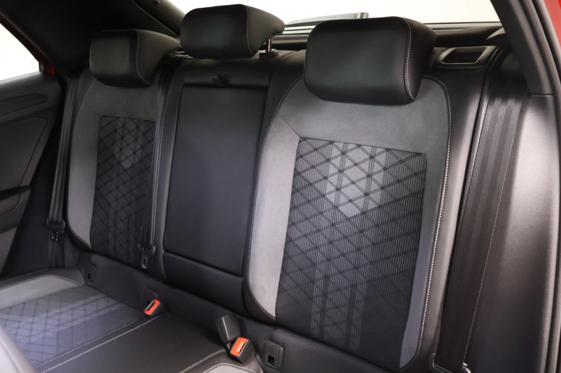 Volkswagen T-Roc 1.5 TSI R-Line | Automaat — photo 11