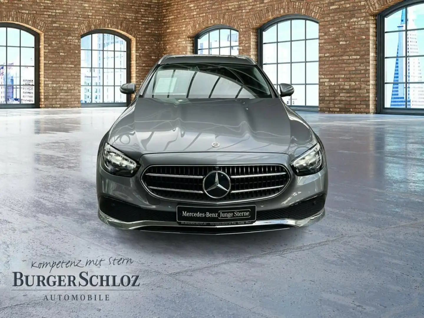 Mercedes-Benz E 400 T d 4M Avantgarde STH SpurW LM PDC SHZ SD Grijs - 2