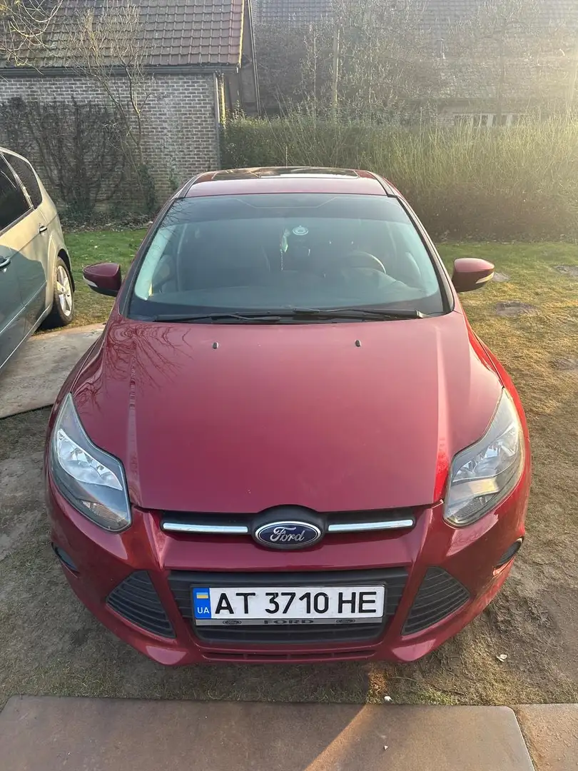 Ford Focus 2.0 Rouge - 1