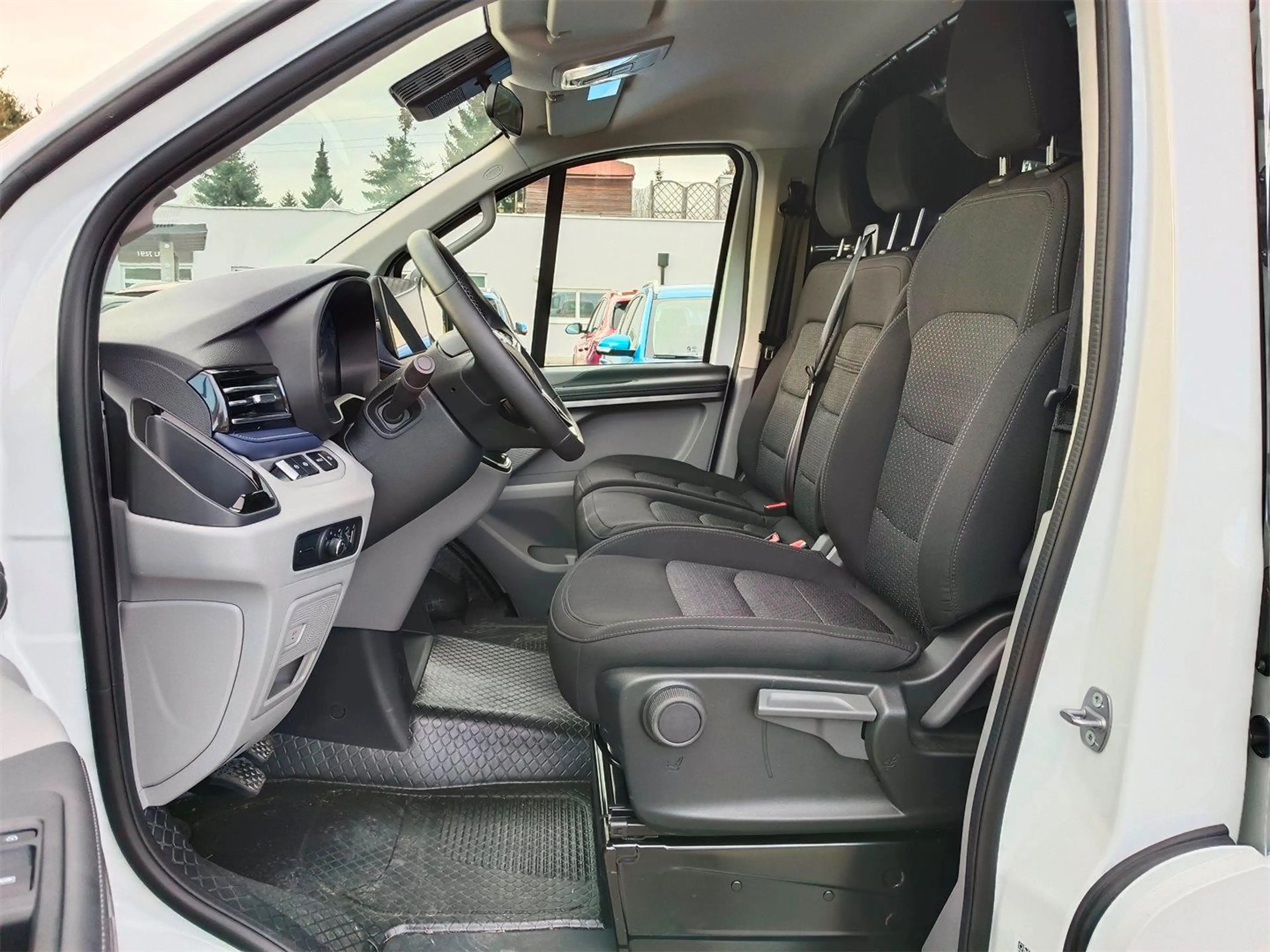 Maxus Deliver 7 *L2H2* *inkl. Paket 3,* 2x Schiebetüre* — photo 9