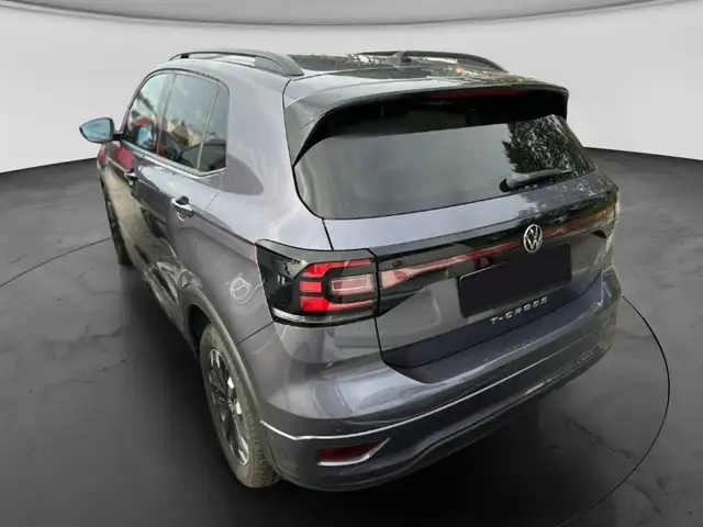 Volkswagen T-Cross view 4
