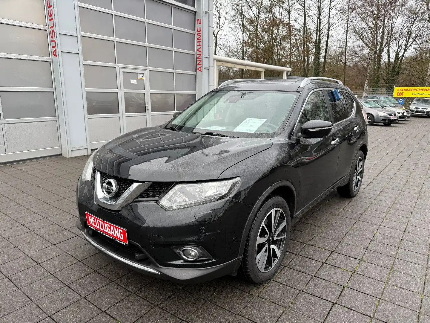 Nissan X-Trail N-Connecta*SCHECKHEFT+TOTWINKEL+360°+19" Schwarz - 1