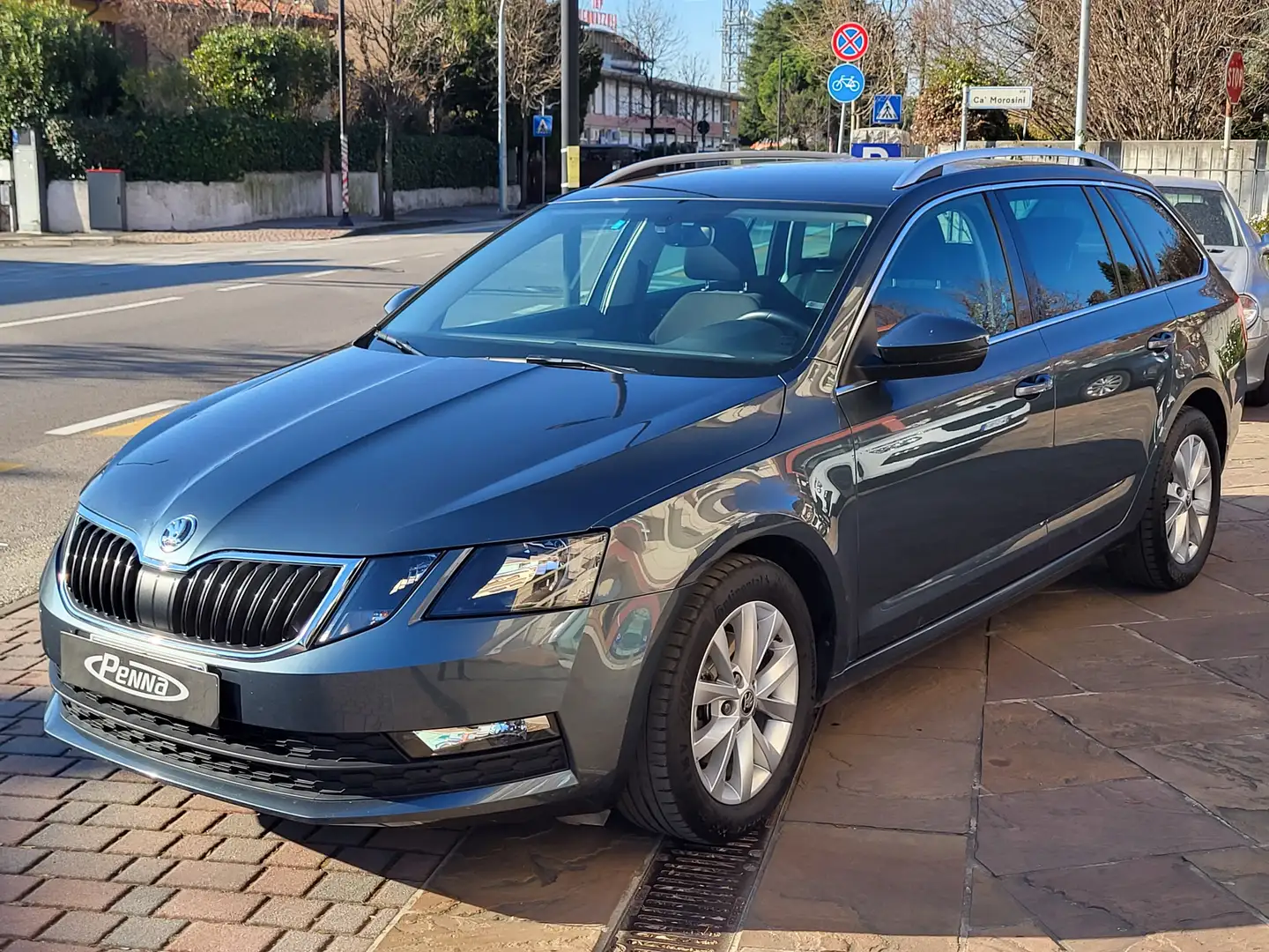 Skoda Octavia Wagon 1.5 G-Tec Executive DSG Grigio - 2