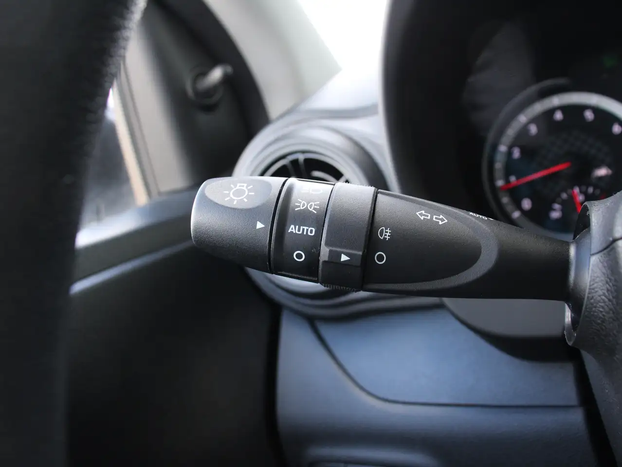 Hyundai i10 1.0 Air 67 PK M5 Safety Plus, миниатюра 13