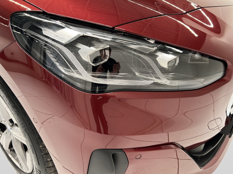 BMW 218 d Active Tourer — photo 9