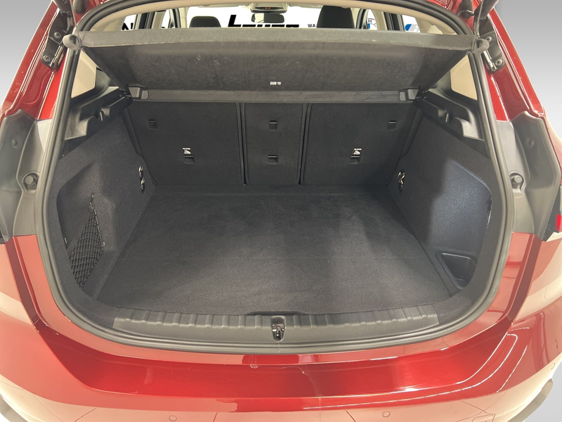 BMW 218 d Active Tourer — photo 11