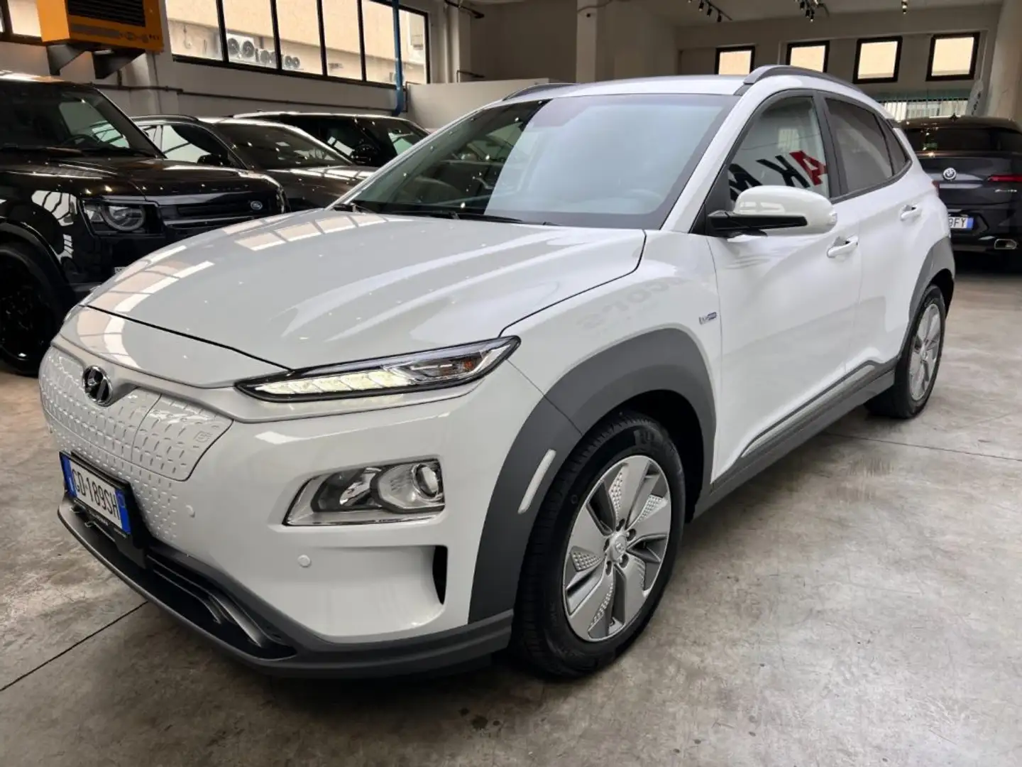 Hyundai KONA EV 64 kWh Xprime Safety Pack Blanc - 2