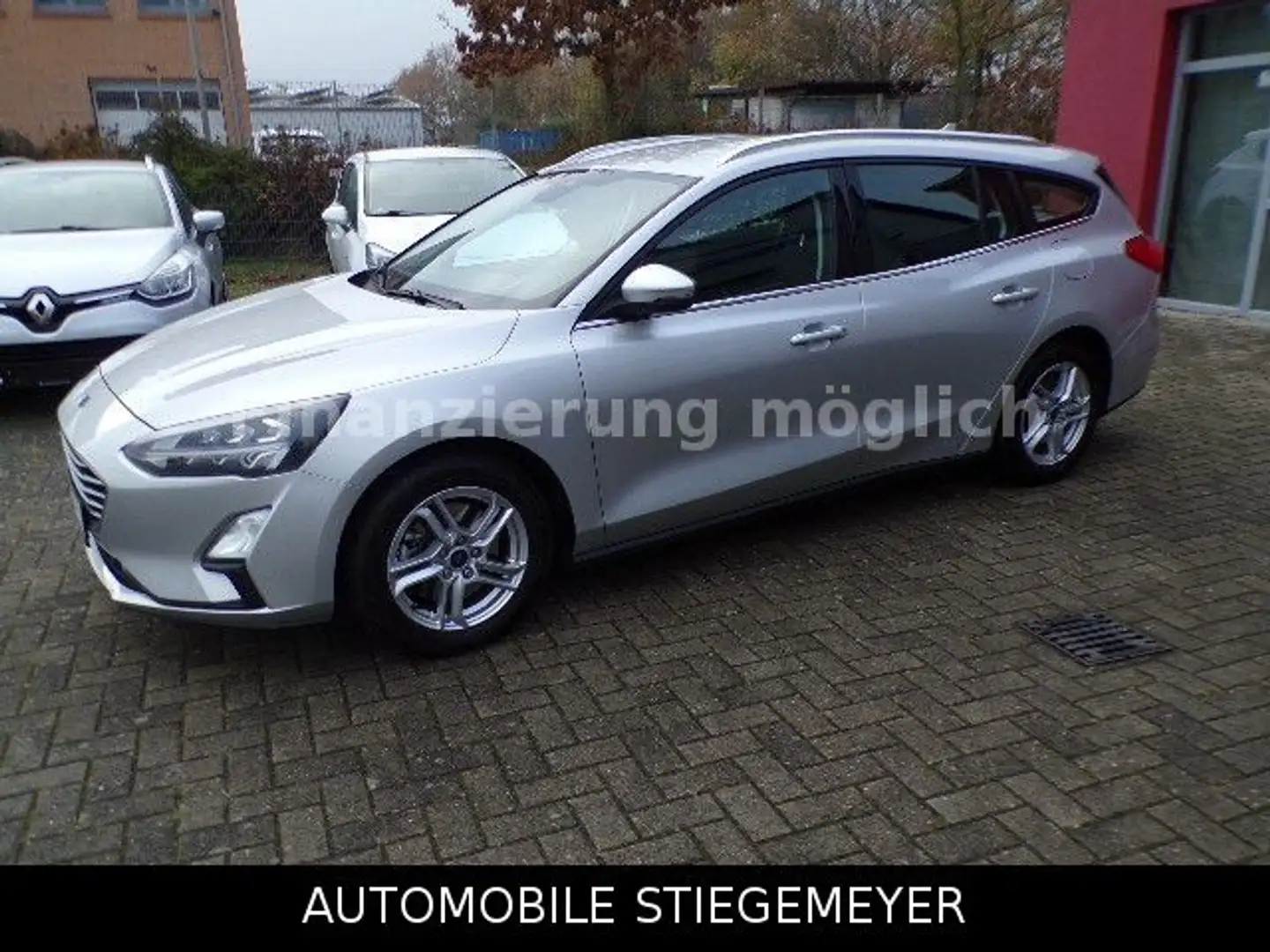 Ford Focus Turnier Cool & Connect Camera,Navi, Silber - 2