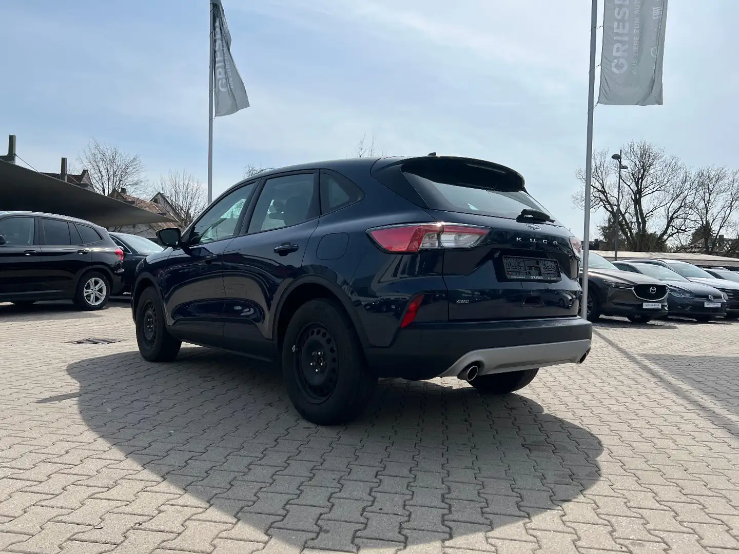 Ford Kuga 2.0 EcoBlue 4x4 Cool & Connect Navi PDC SHZ Blau - 2